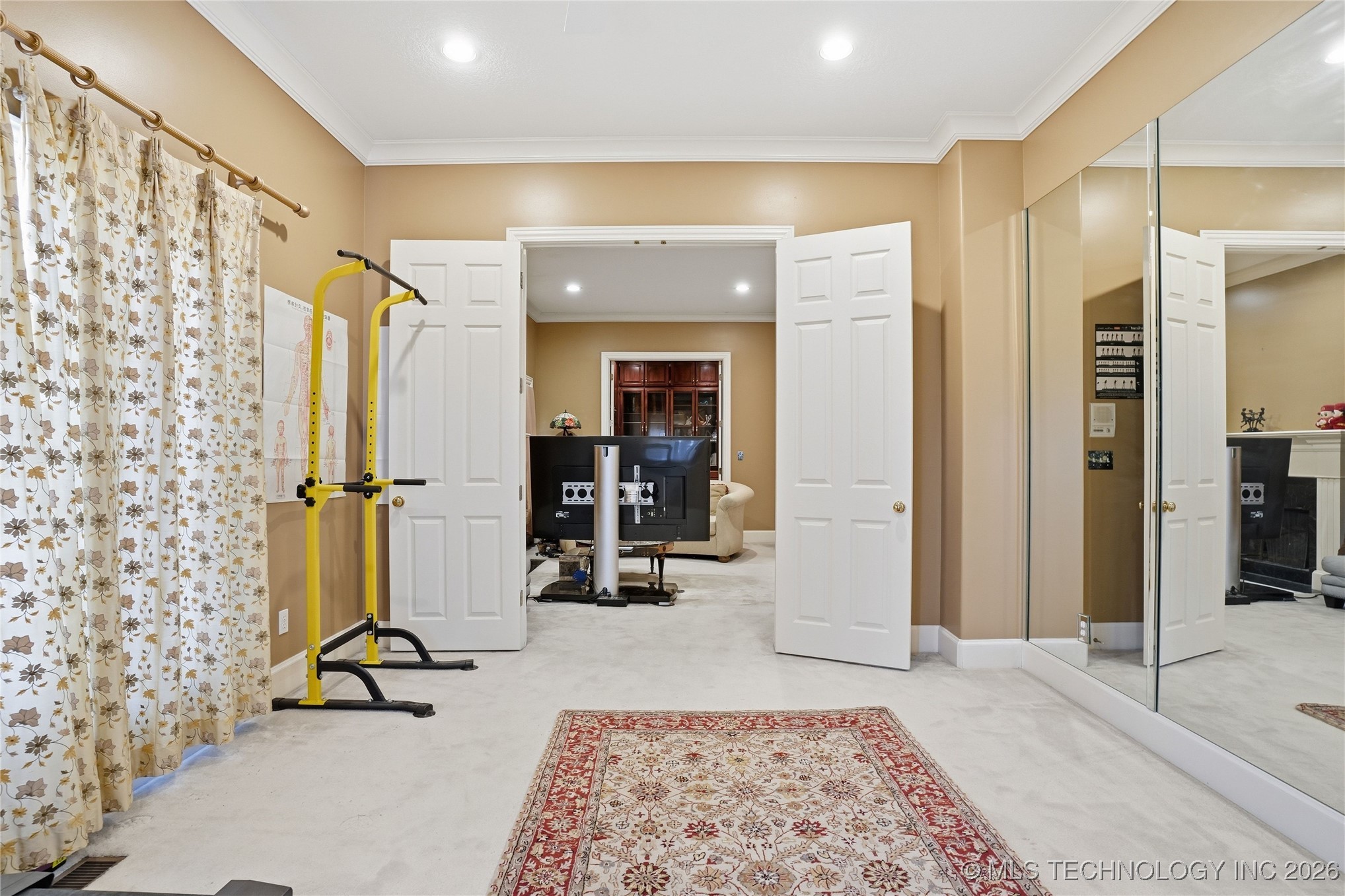 8626 S Florence Avenue Property Photo 64