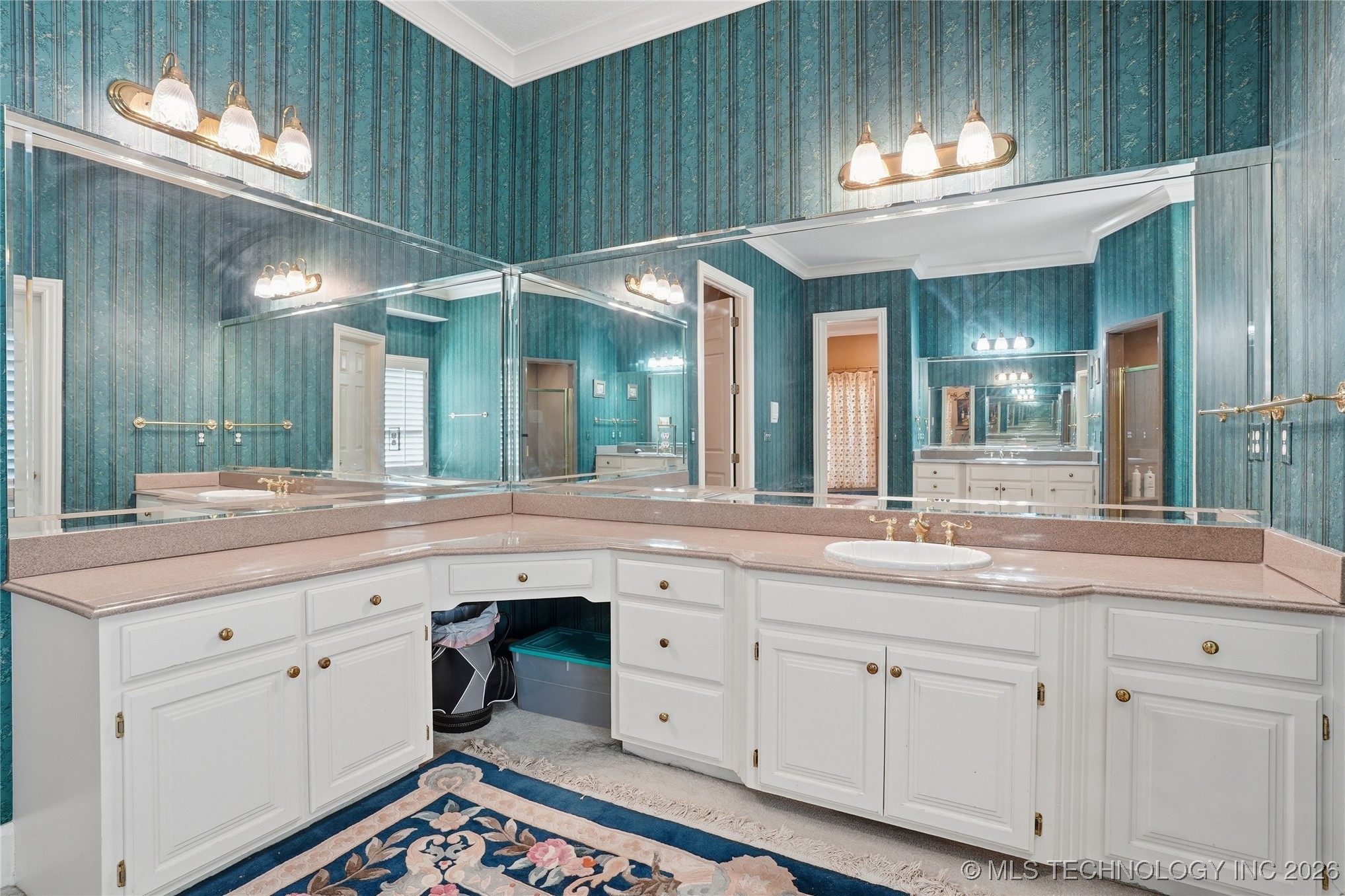 8626 S Florence Avenue Property Photo 70