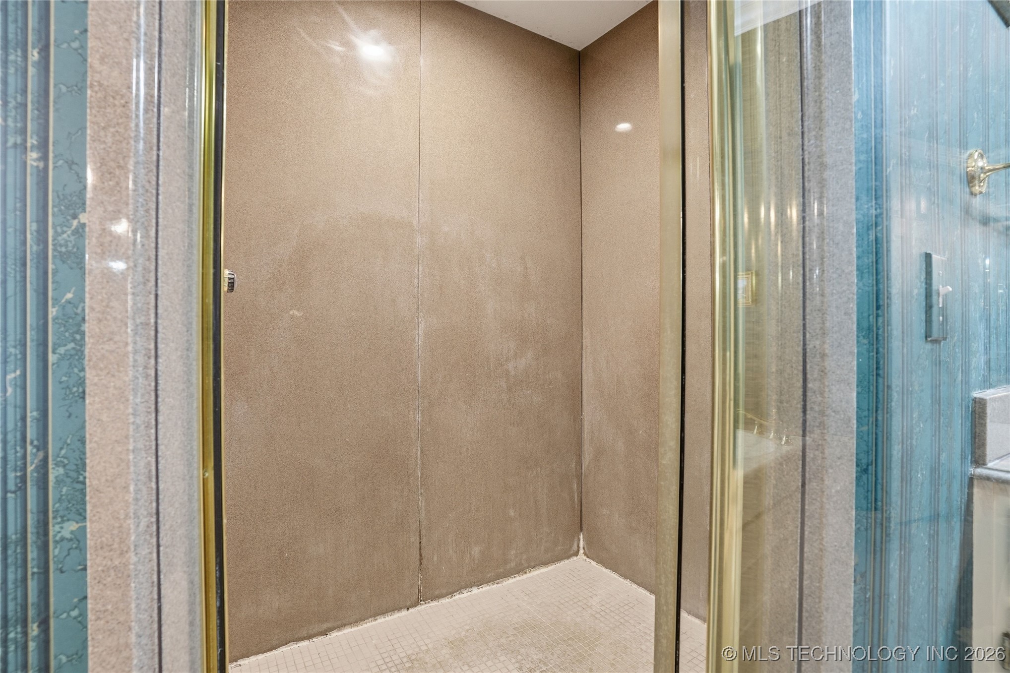 8626 S Florence Avenue Property Photo 73