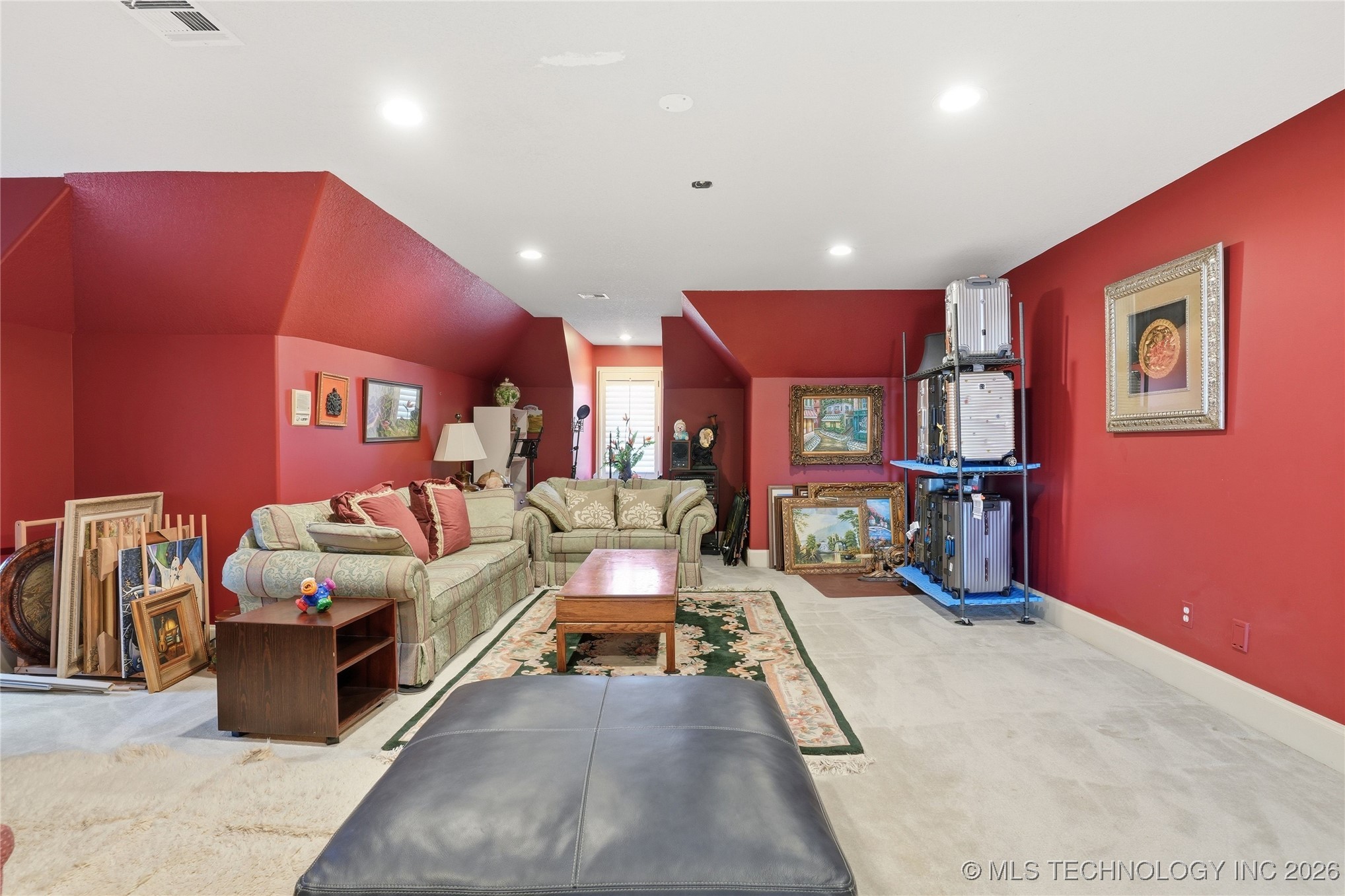 8626 S Florence Avenue Property Photo 86