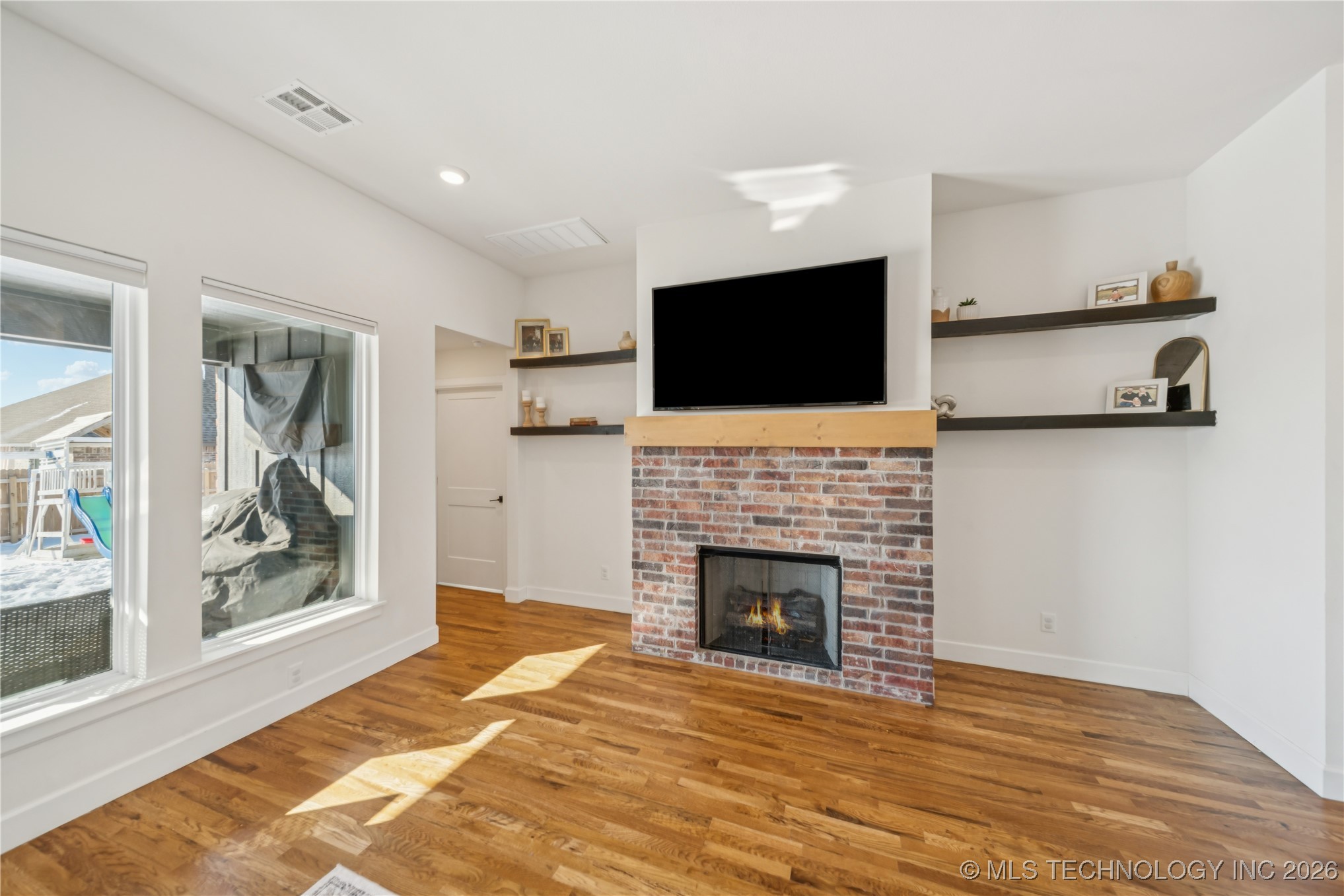 27712 E 107th Street S Property Photo 6