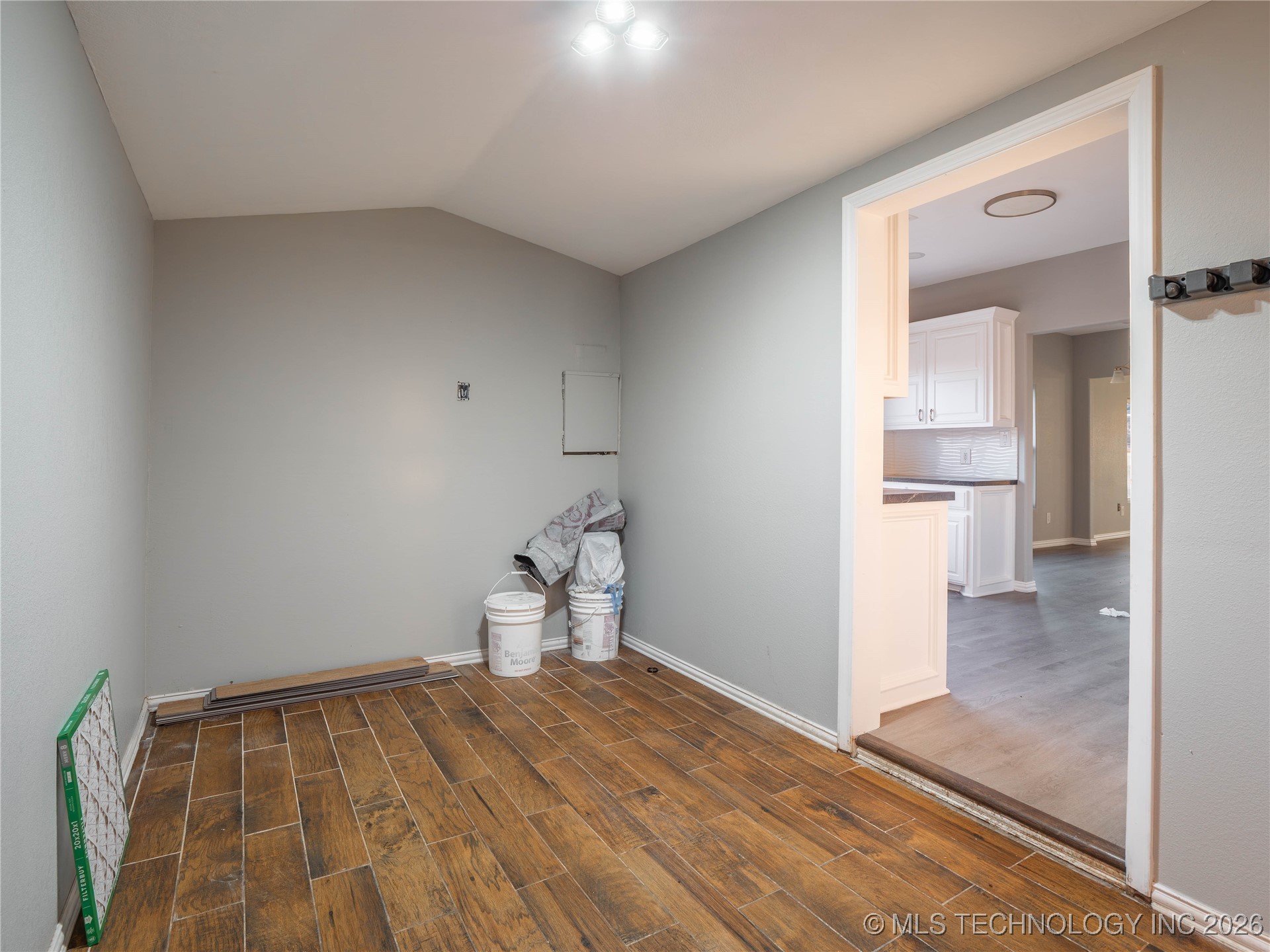 3310 S Main Street Property Photo 13