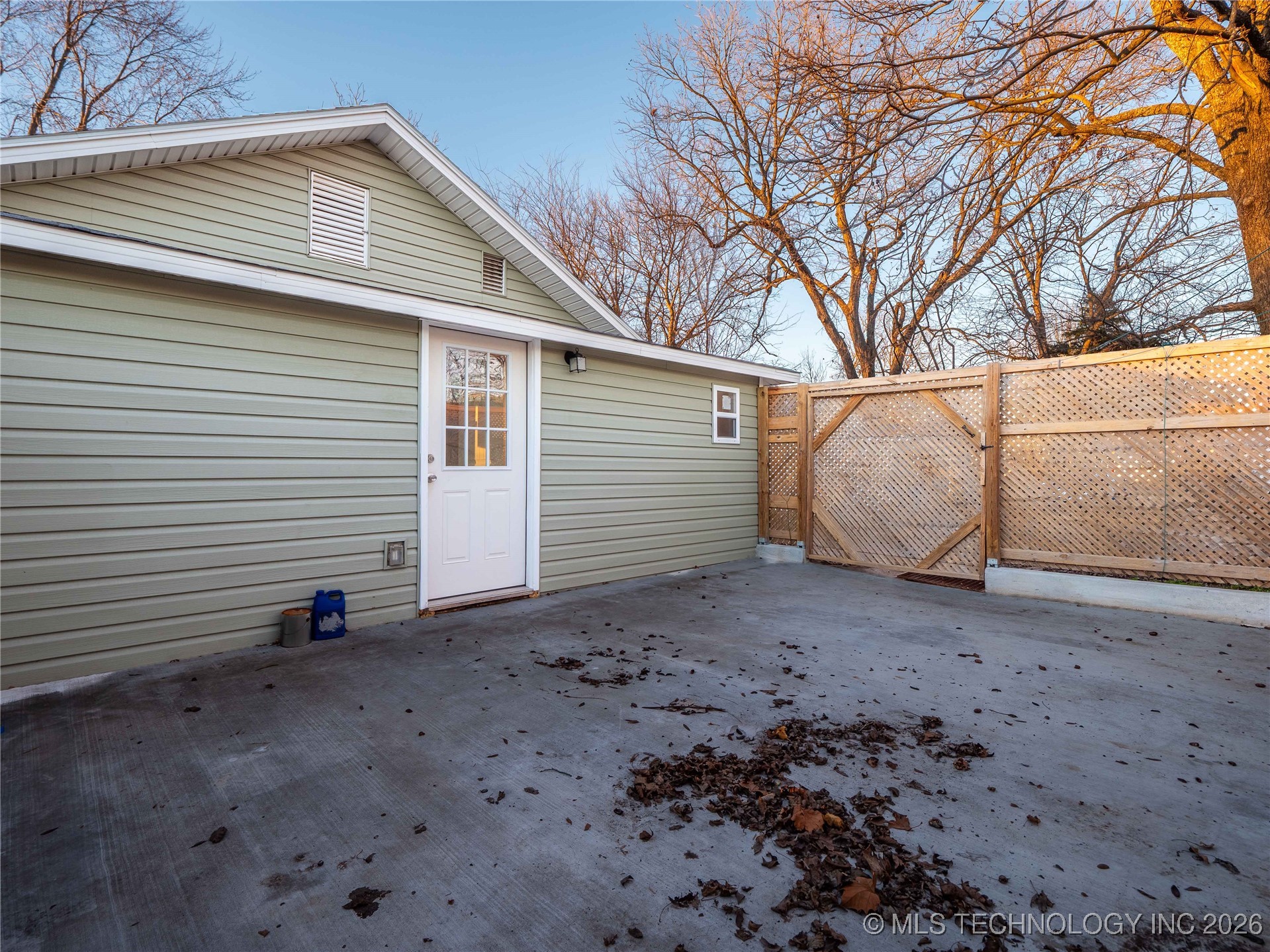 3310 S Main Street Property Photo 26