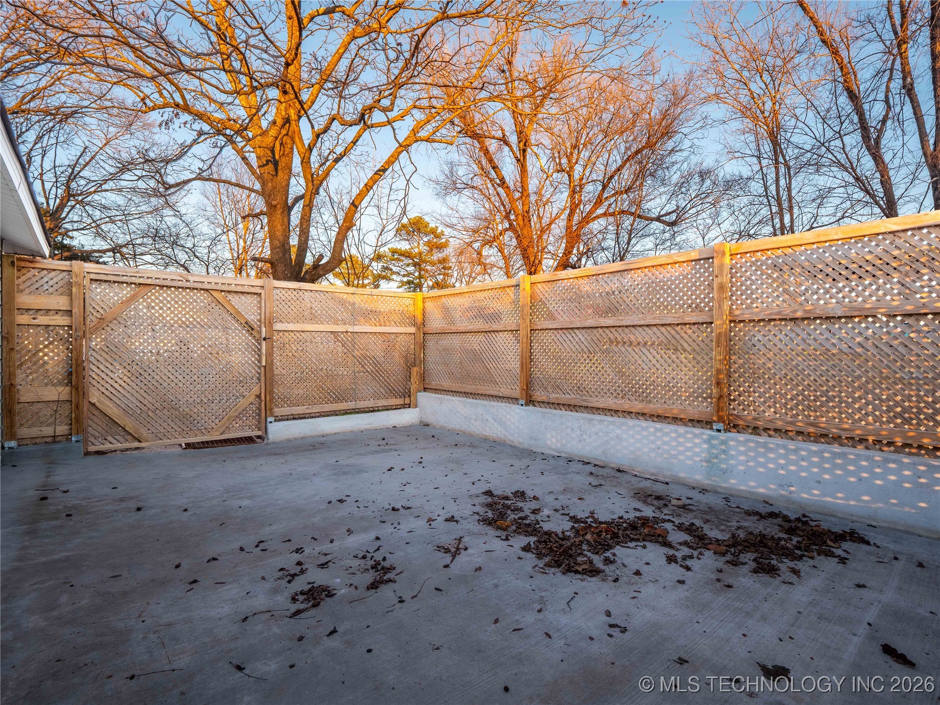 3310 S Main Street Property Photo 27