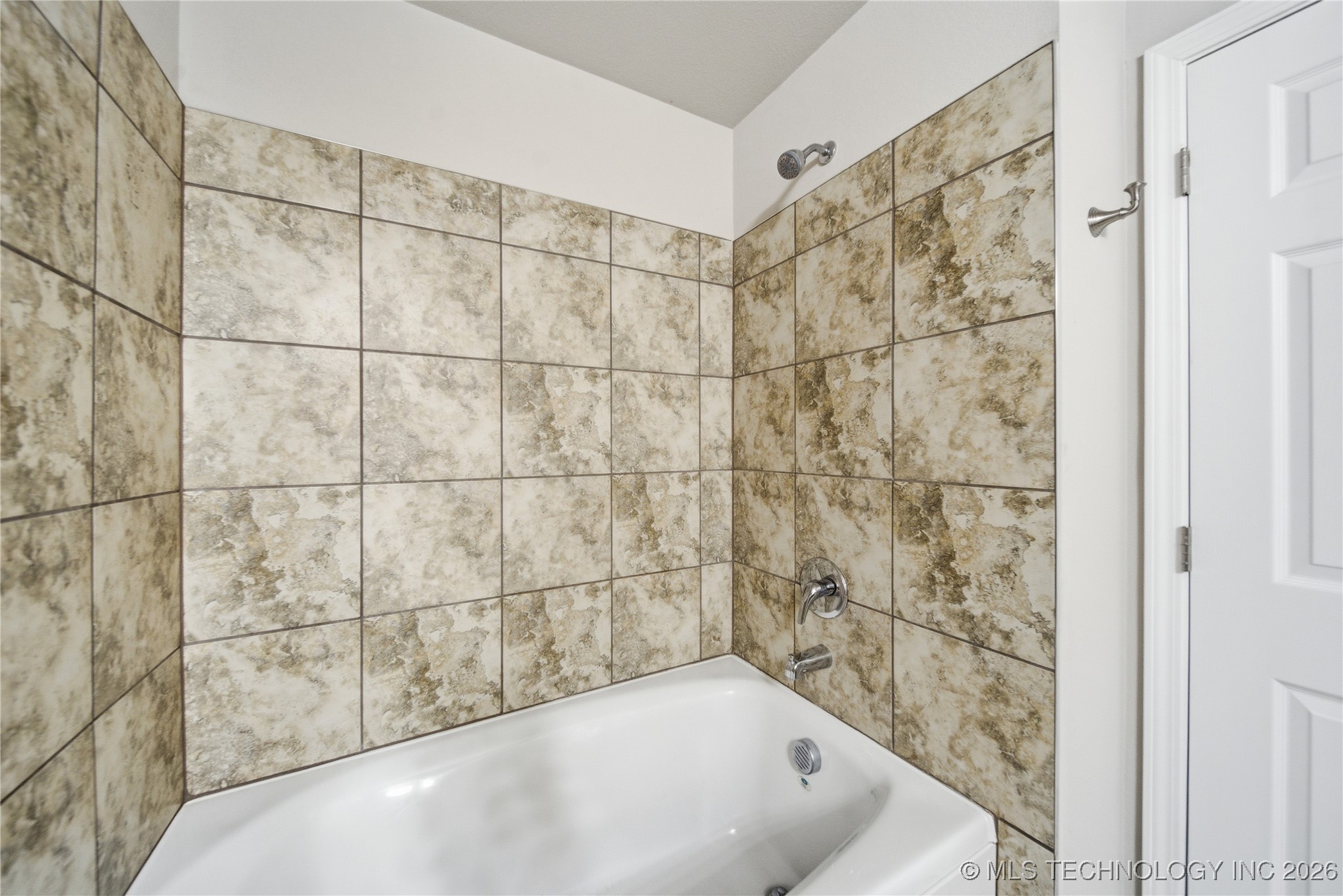 24878 E 93rd Court S Property Photo 14