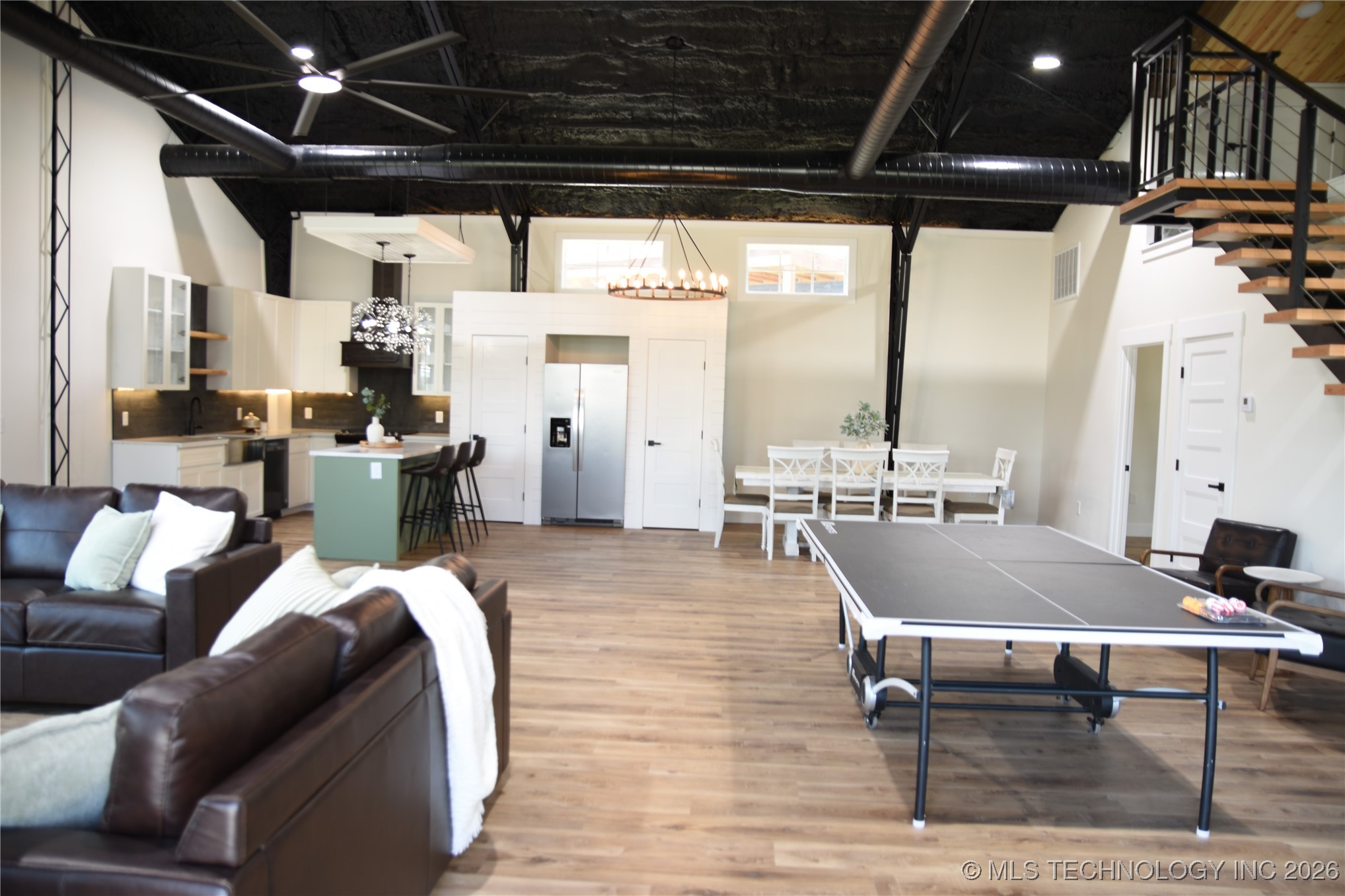 37094 S Cliff Crest Drive Property Photo 21