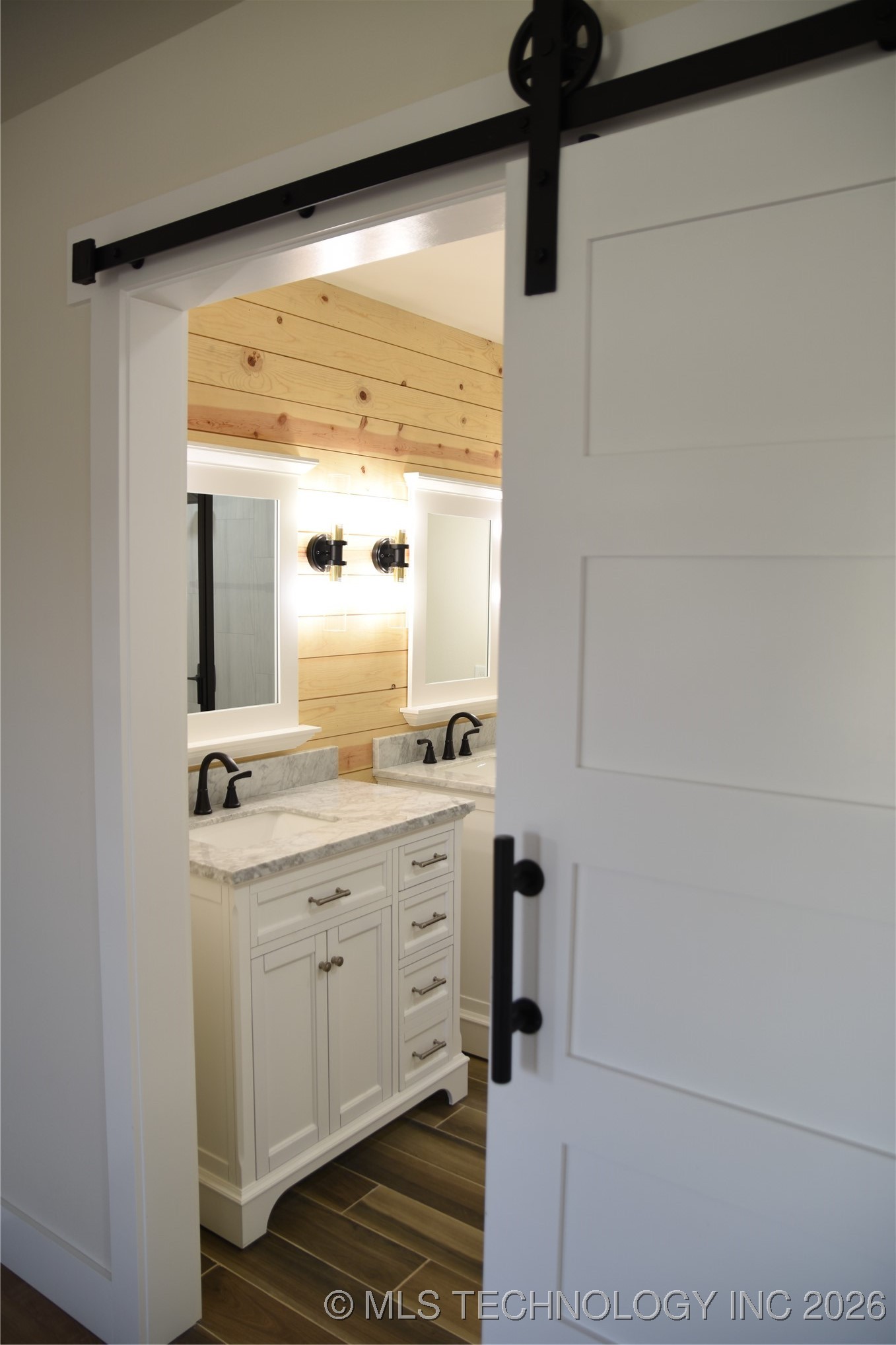 37094 S Cliff Crest Drive Property Photo 38