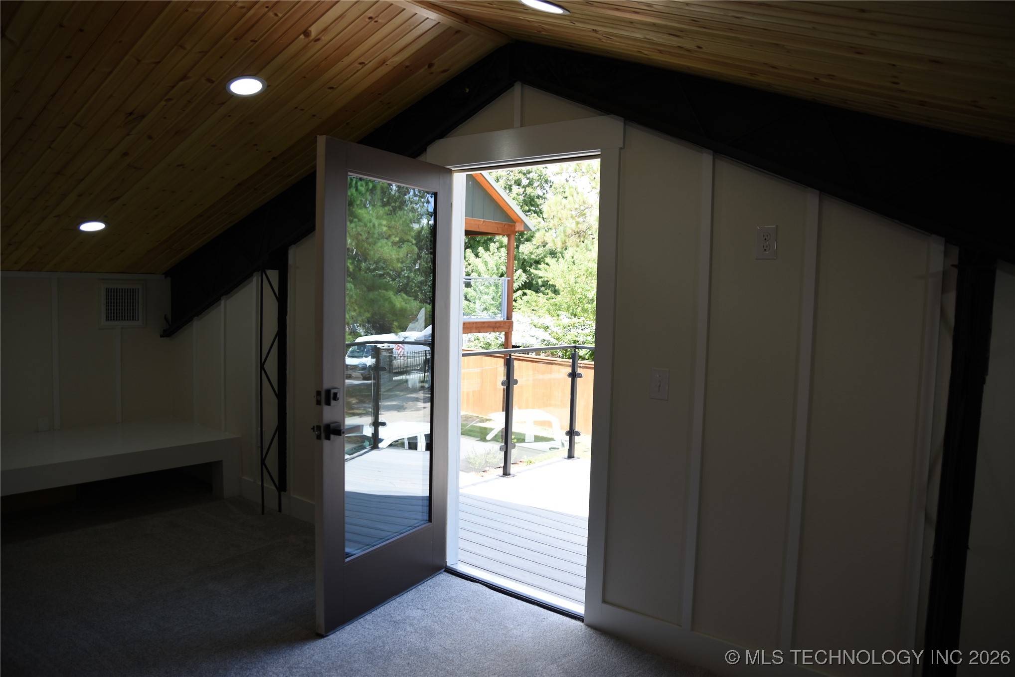 37094 S Cliff Crest Drive Property Photo 53