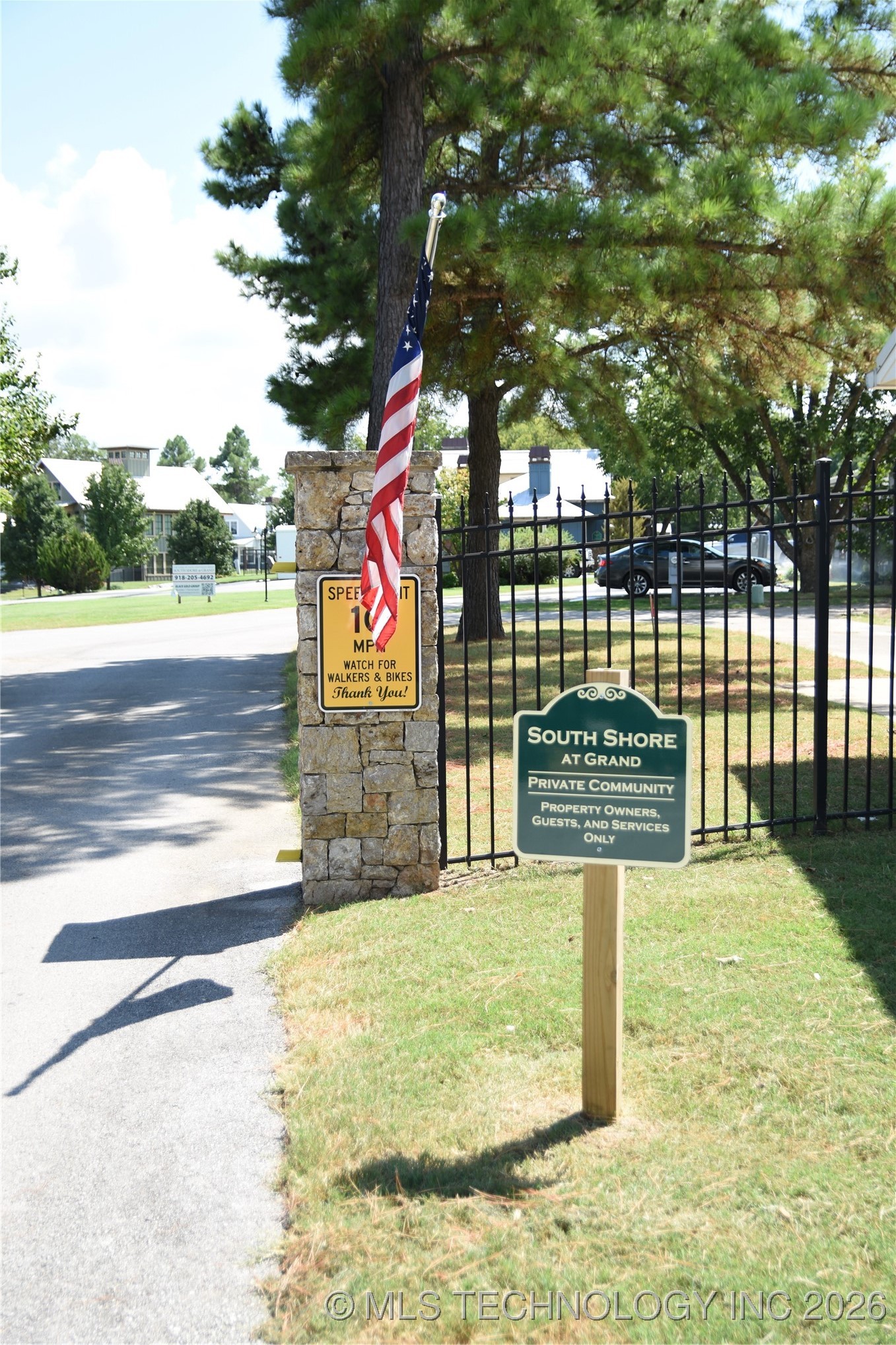 37094 S Cliff Crest Drive Property Photo 58