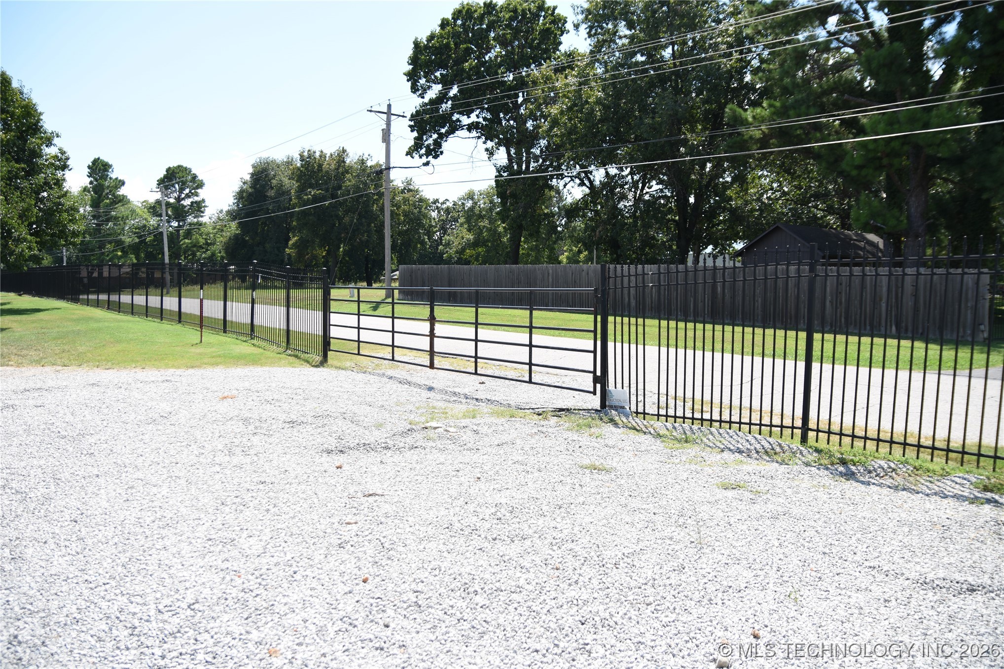 37094 S Cliff Crest Drive Property Photo 65