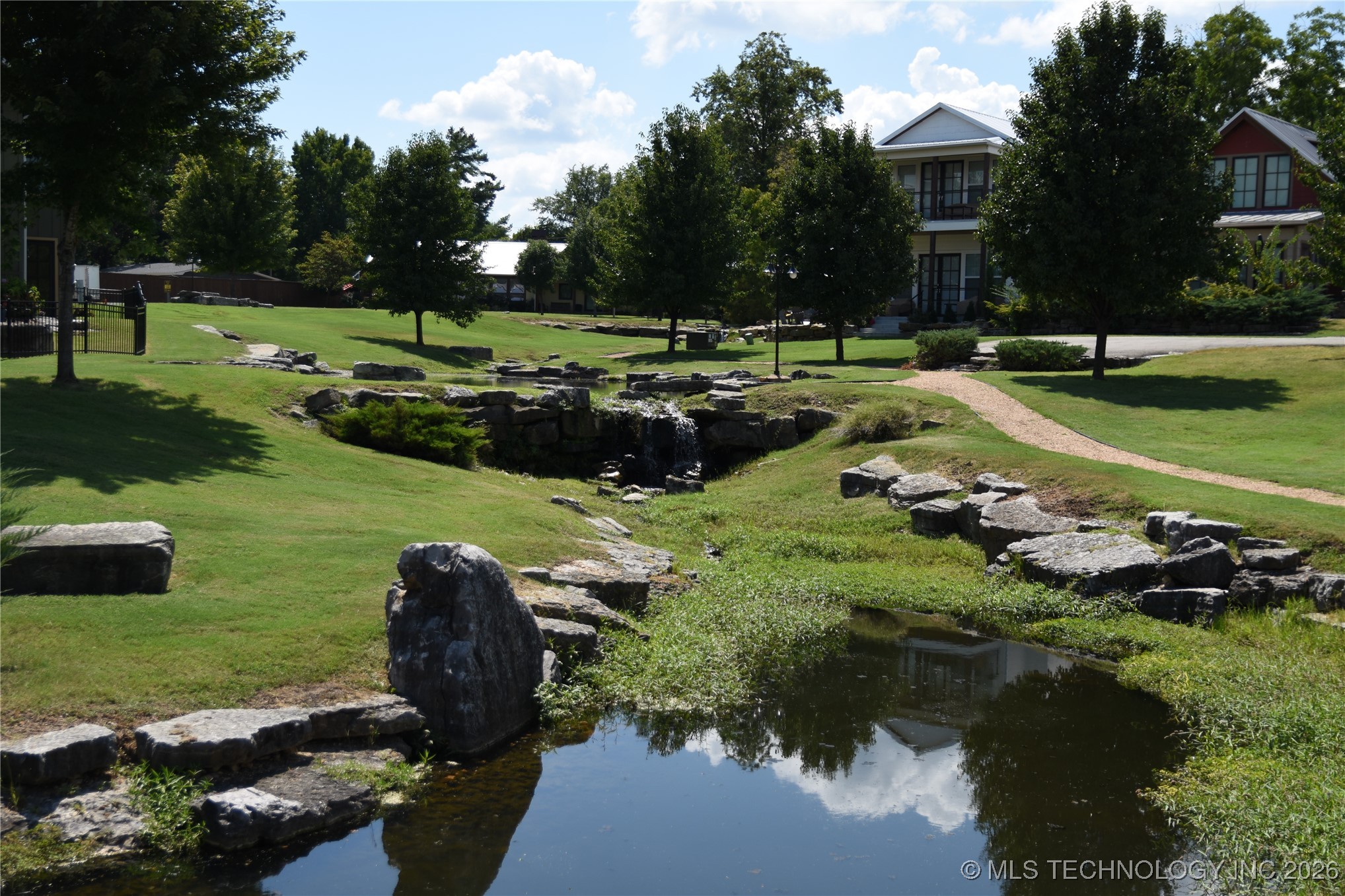 37094 S Cliff Crest Drive Property Photo 70
