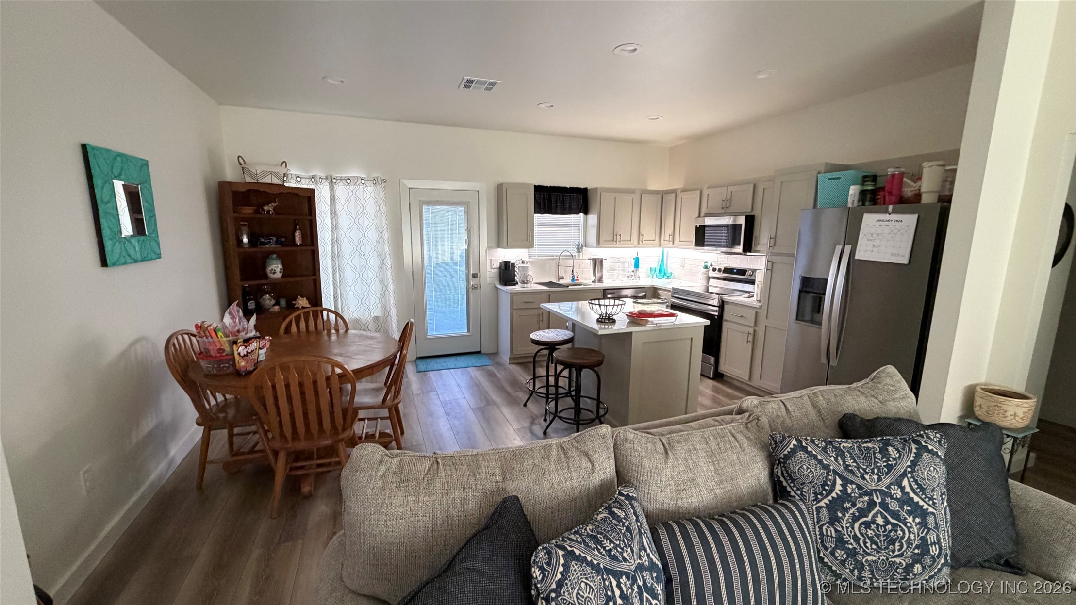 4082 W Highland Park Drive Property Photo 4