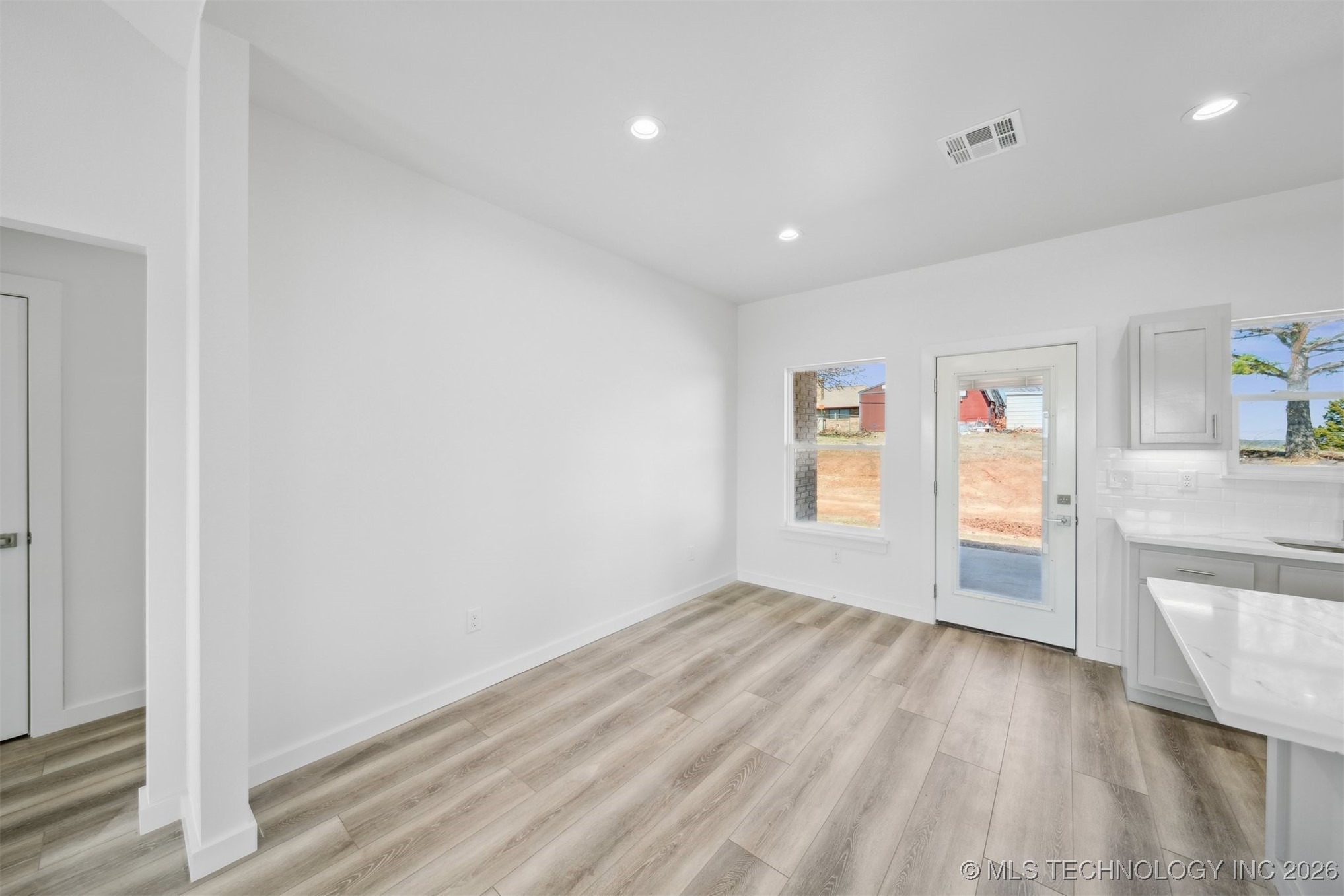 4082 W Highland Park Drive Property Photo 11