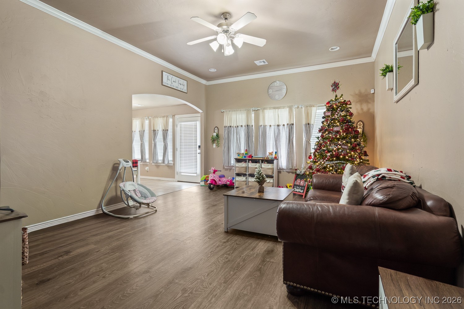 4627 Lakeshore Drive Property Photo 4