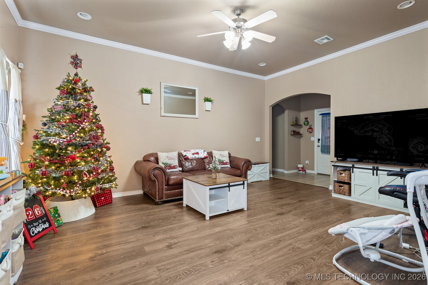 4627 Lakeshore Drive Property Photo 6