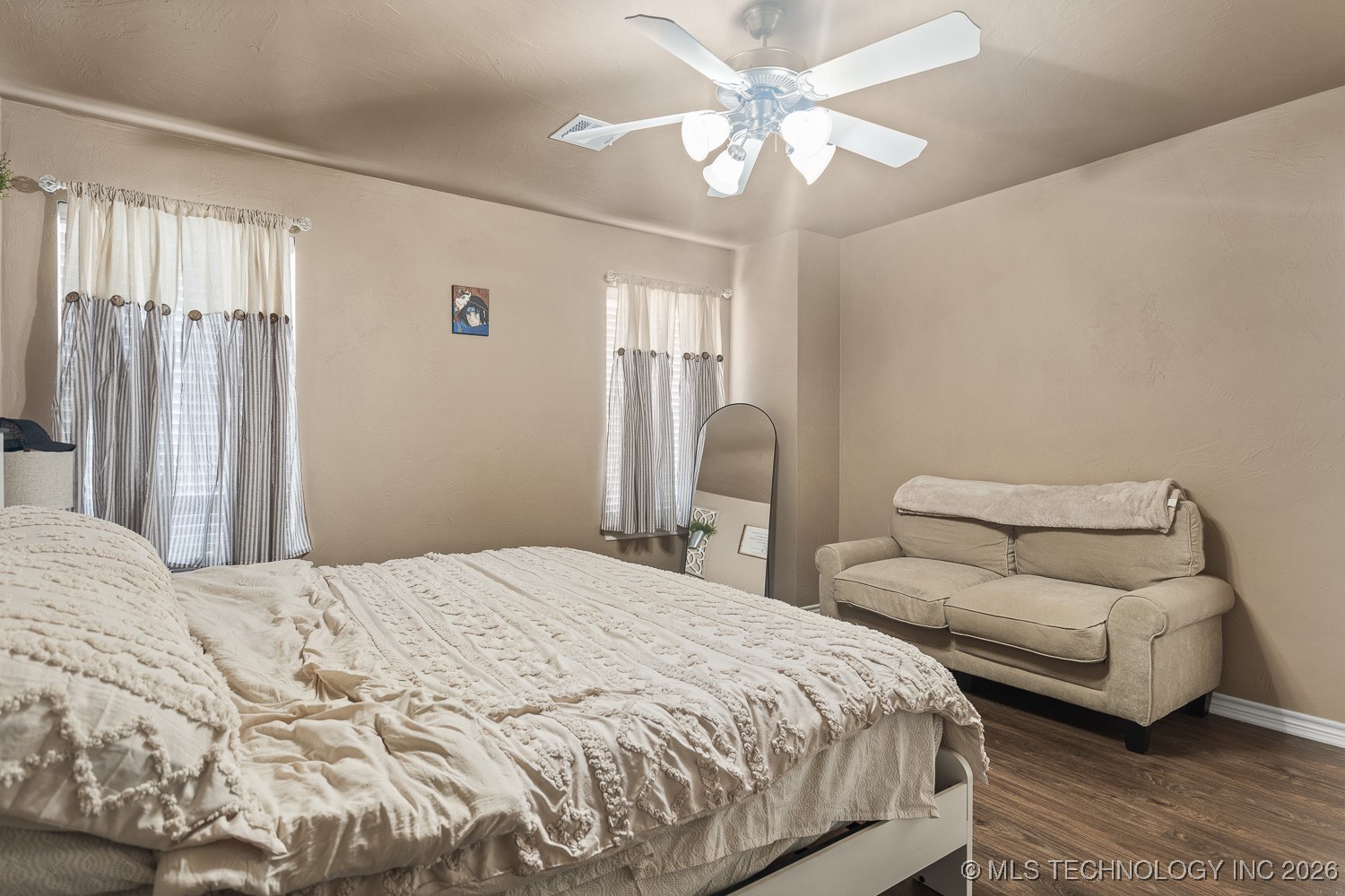 4627 Lakeshore Drive Property Photo 15