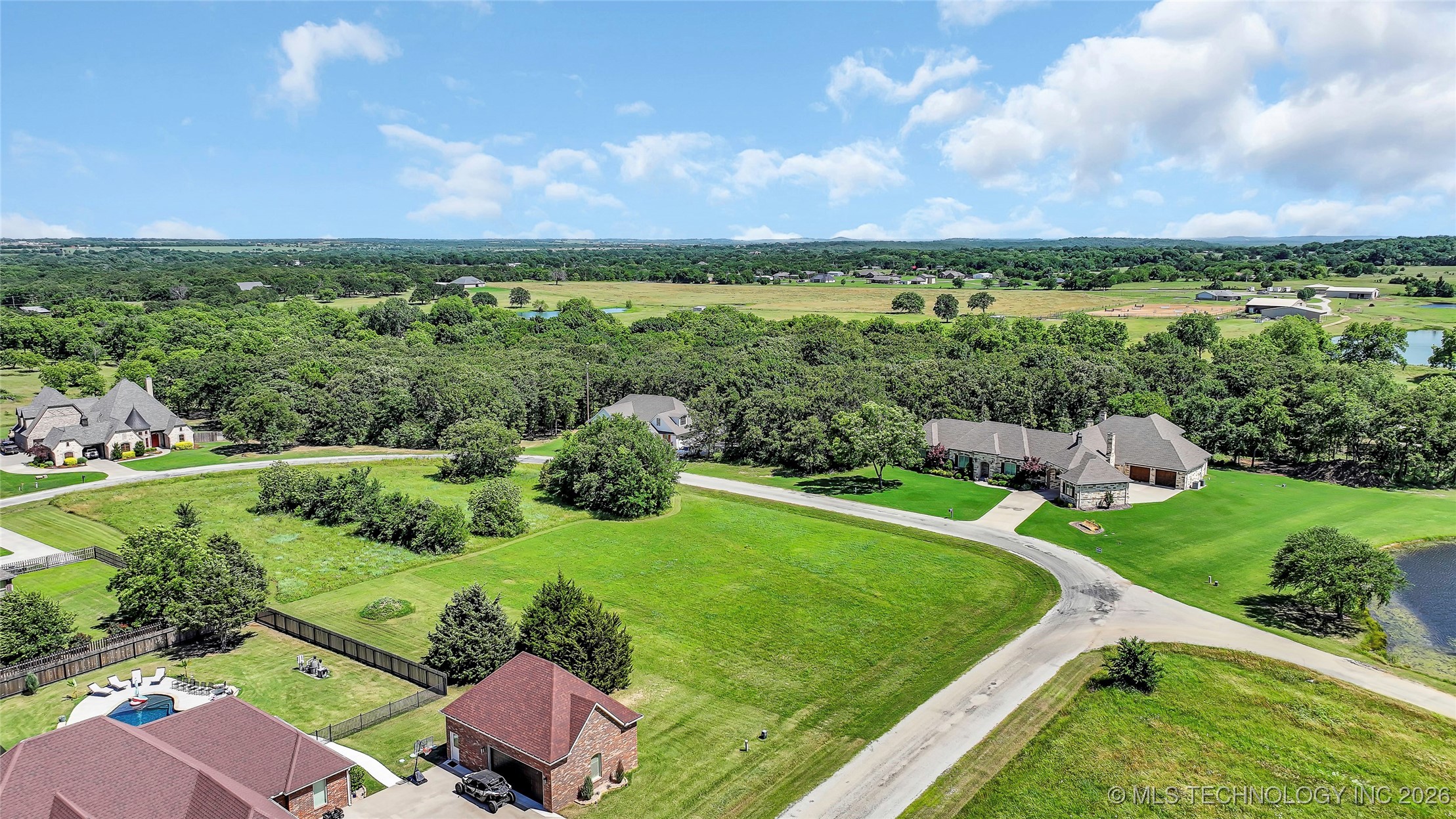 473 Tuscan Property Photo 8