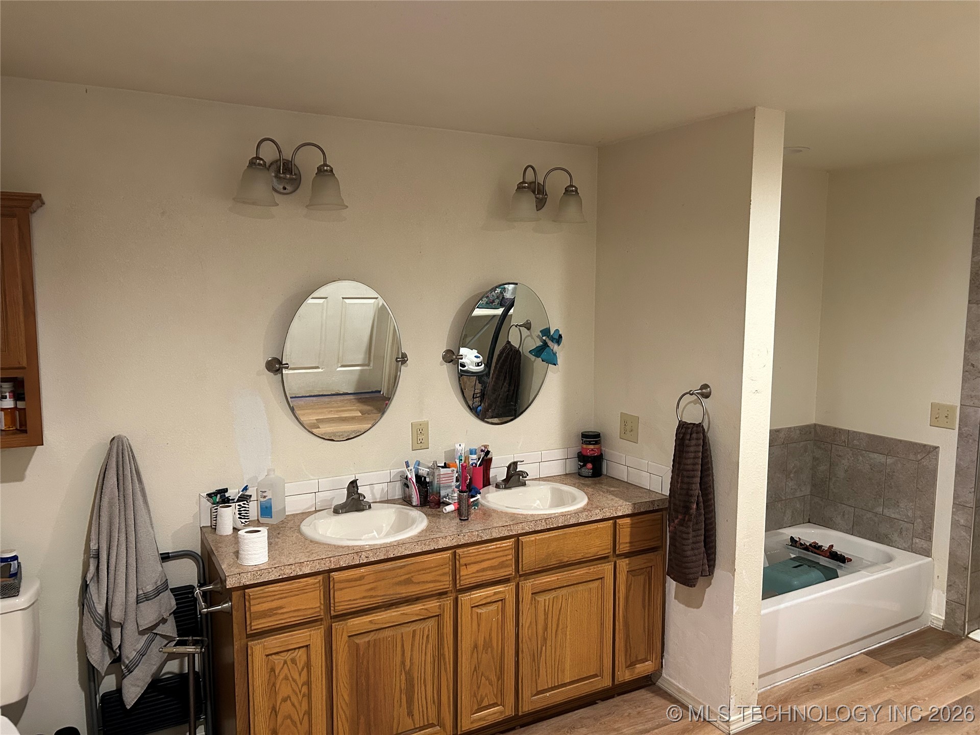 25044 S 145th E Property Photo 7