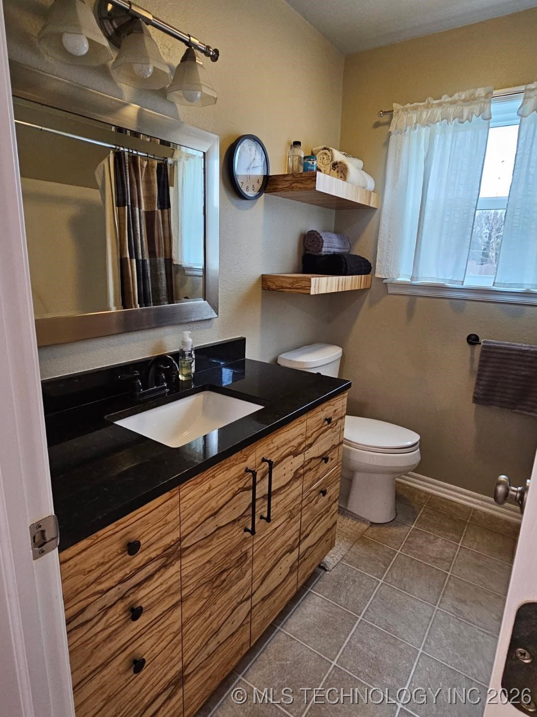 11016 N 160th East East Avenue Property Photo 21