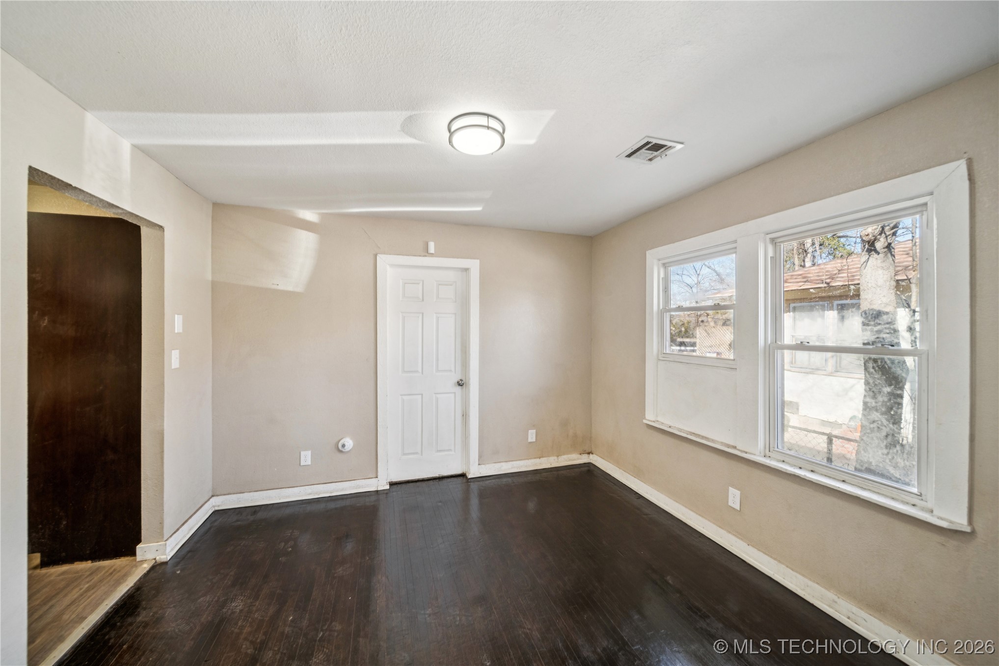 4640 S 30th West Avenue Property Photo 5