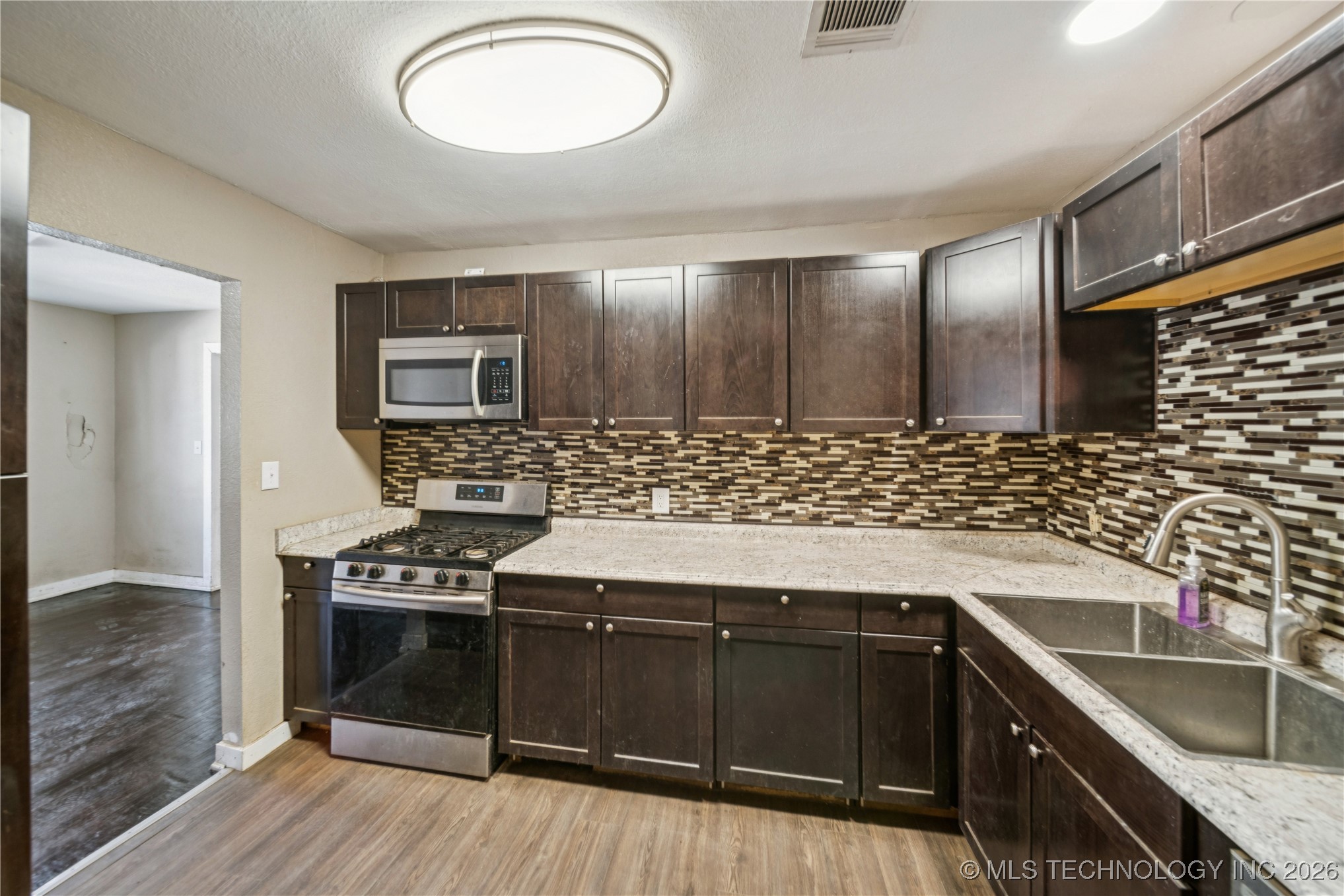 4640 S 30th West Avenue Property Photo 10