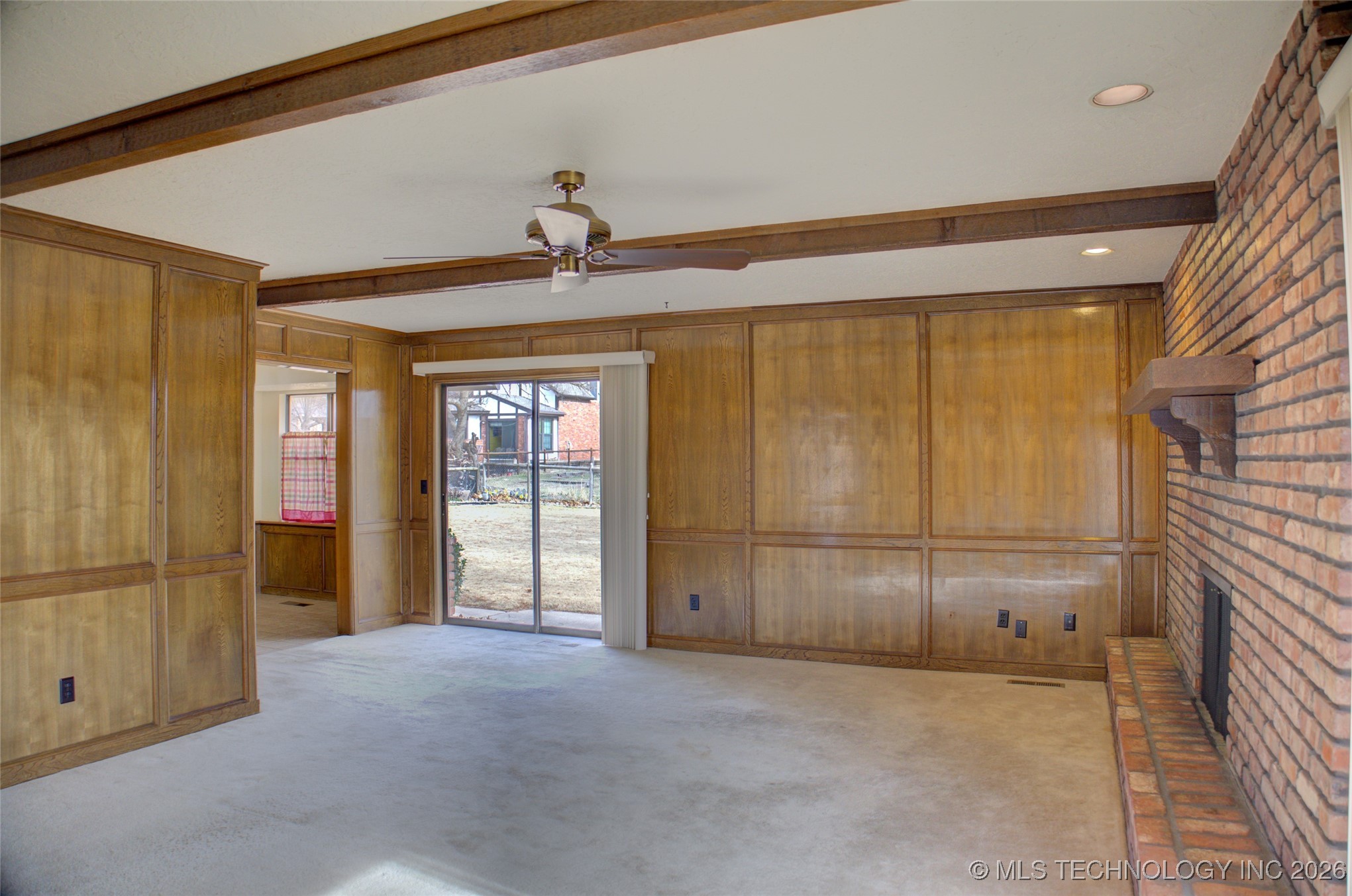 8305 S 5th Street Property Photo 15