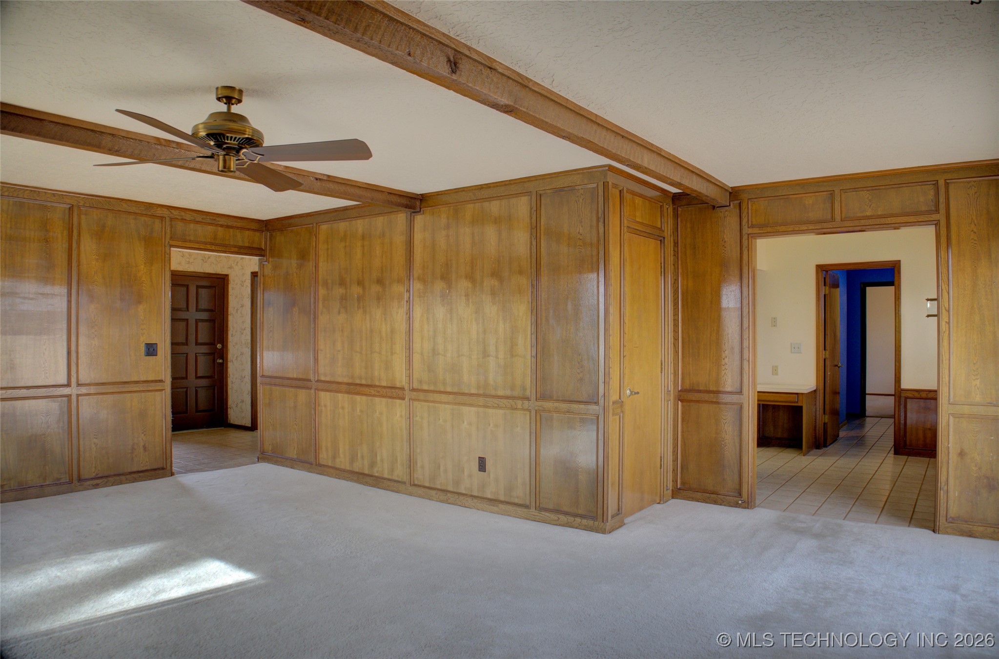 8305 S 5th Street Property Photo 17