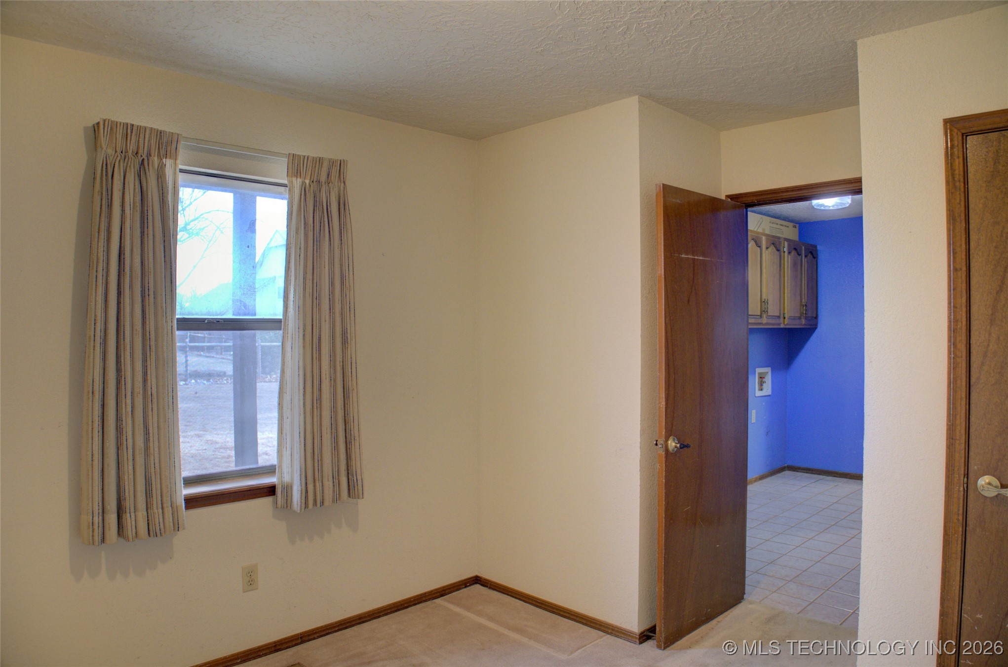 8305 S 5th Street Property Photo 34