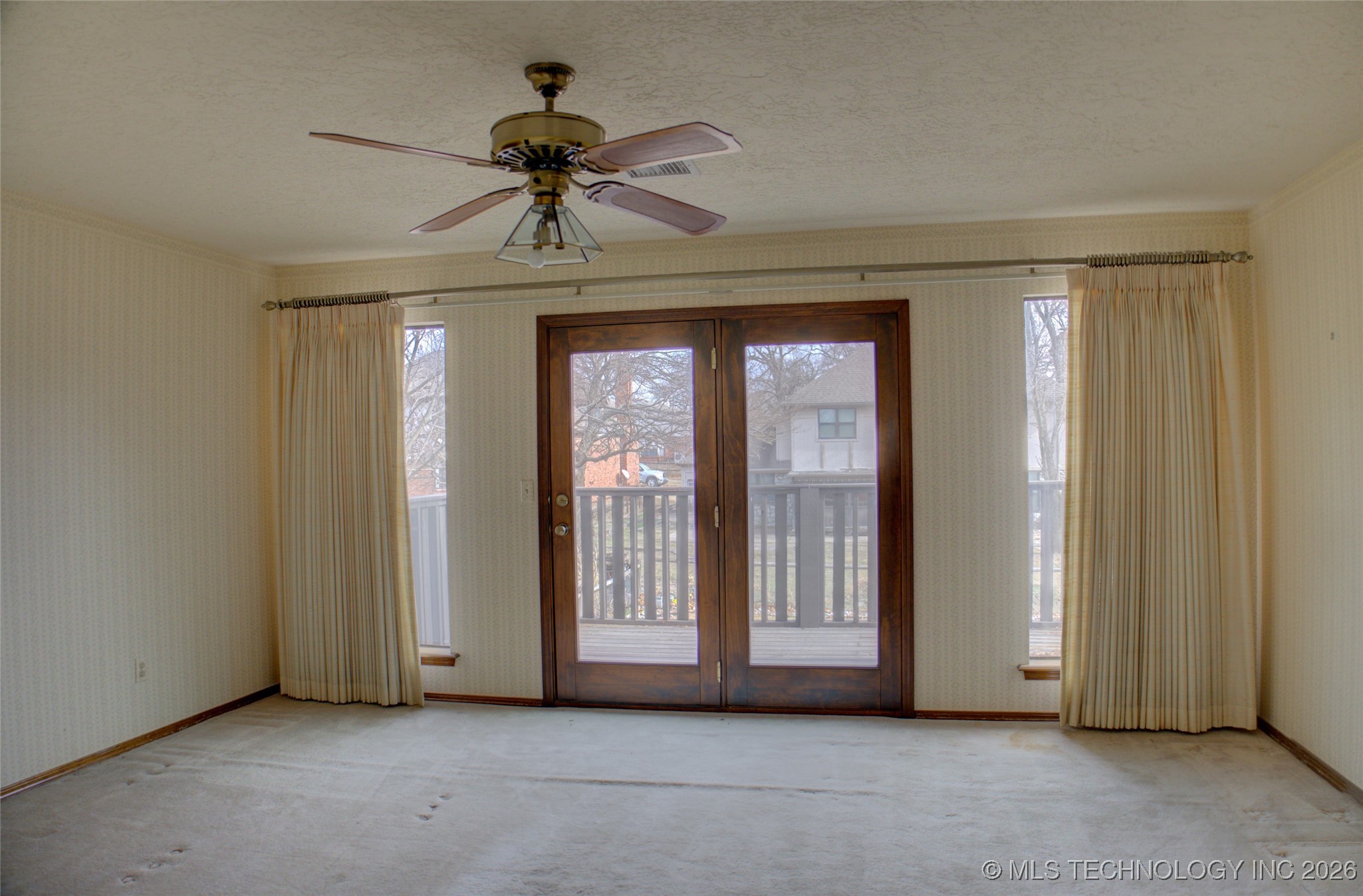 8305 S 5th Street Property Photo 37