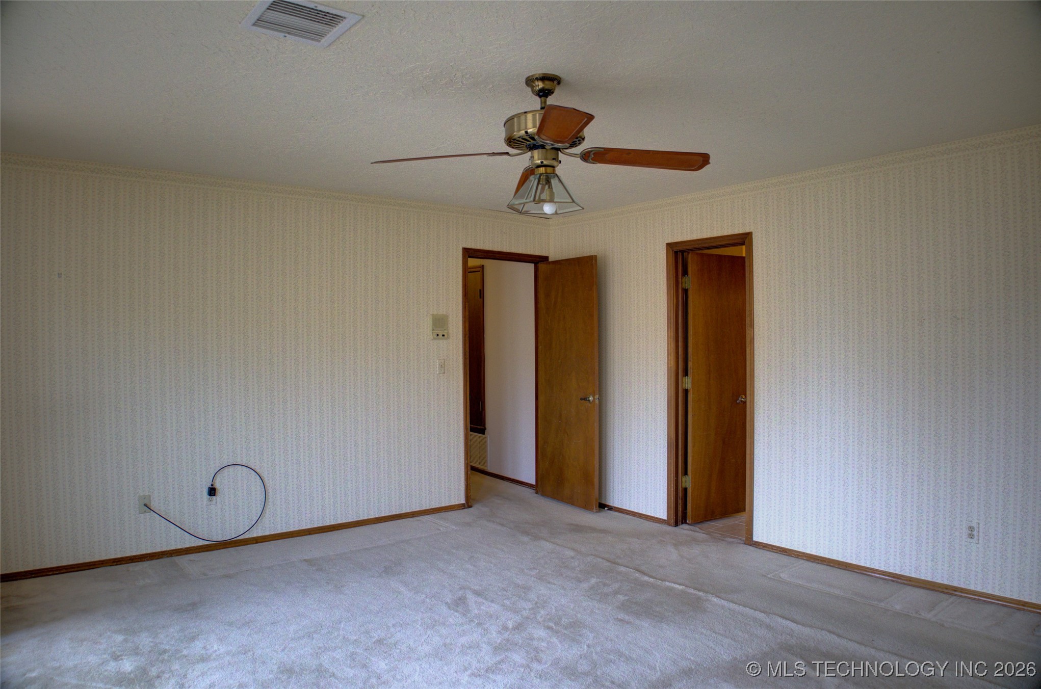 8305 S 5th Street Property Photo 38