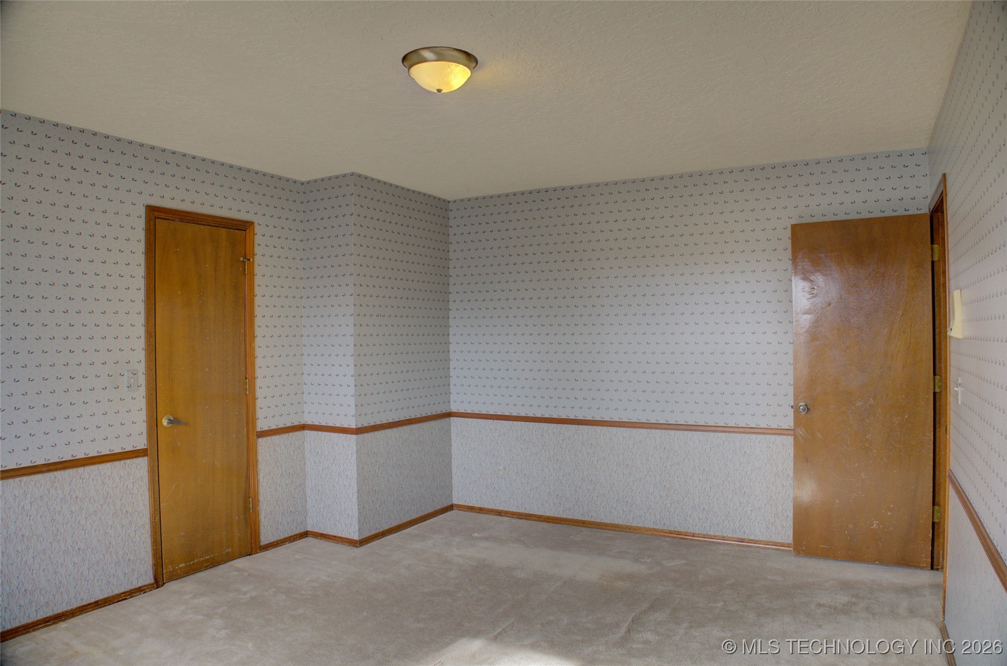 8305 S 5th Street Property Photo 49