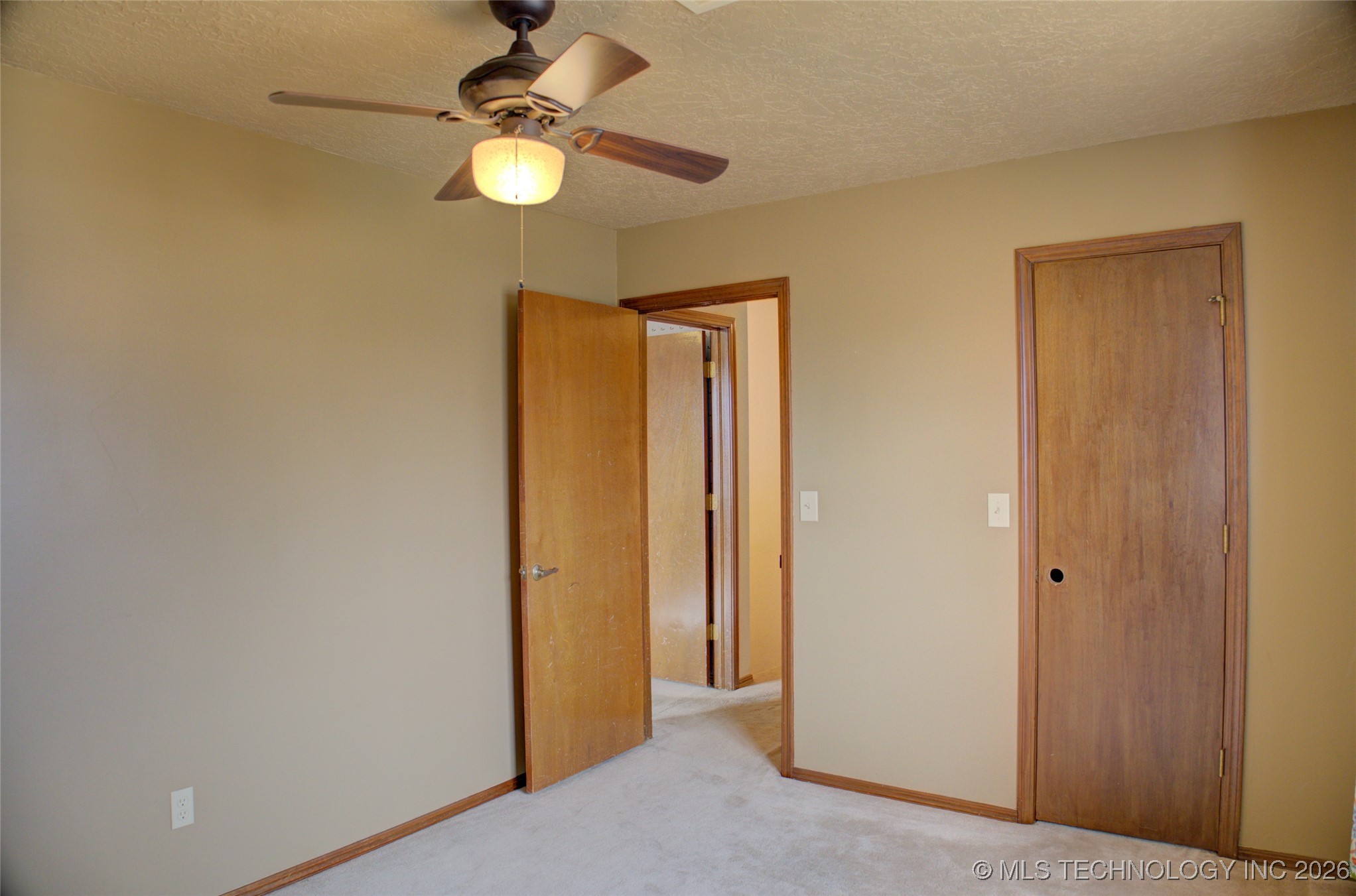 8305 S 5th Street Property Photo 54