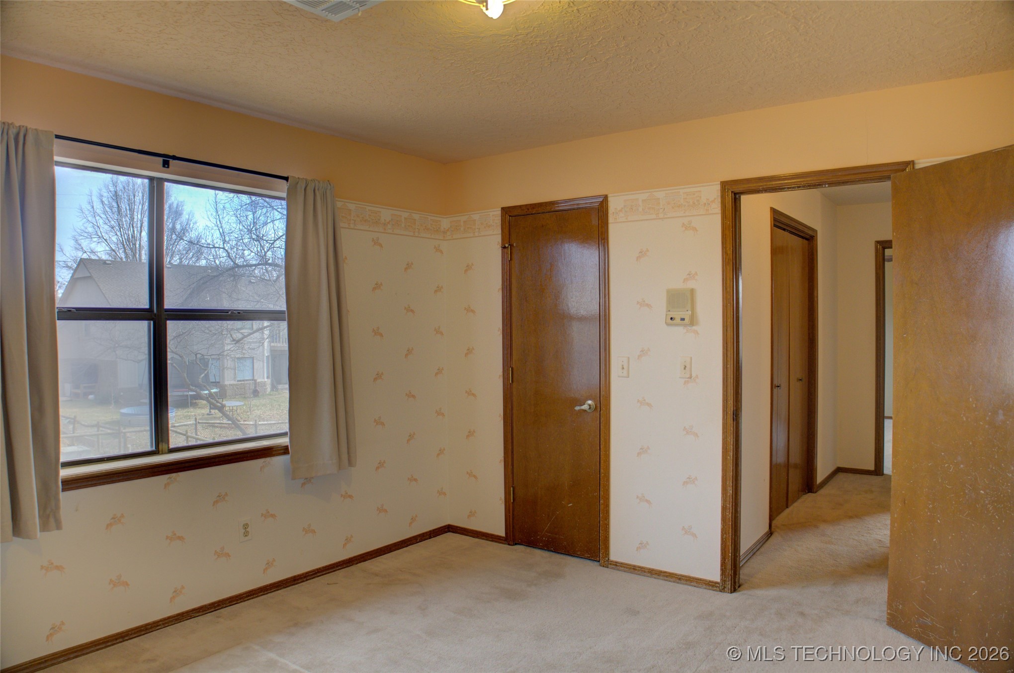 8305 S 5th Street Property Photo 58