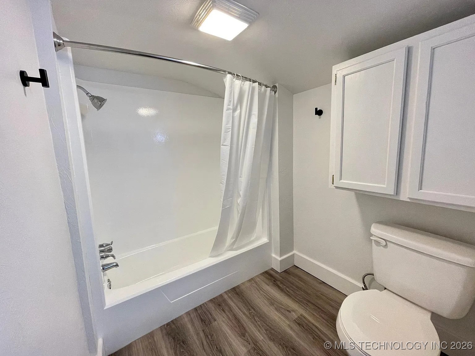 1515 E Oak Street Property Photo 15