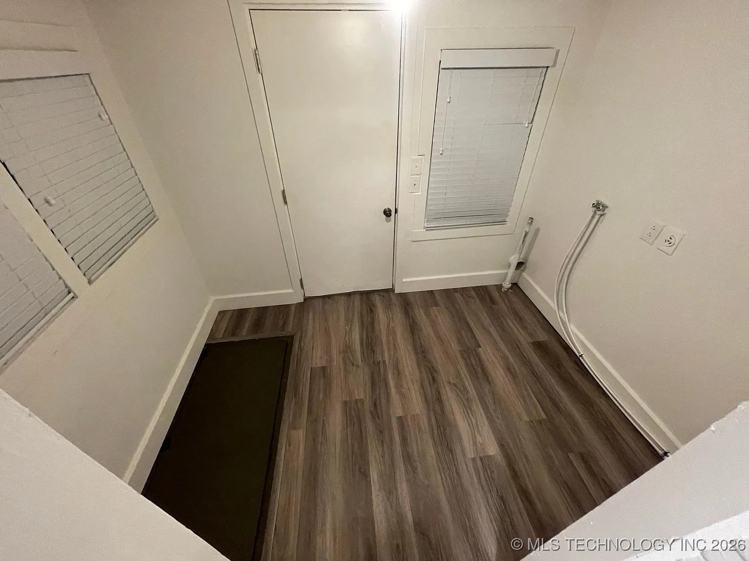 1515 E Oak Street Property Photo 19