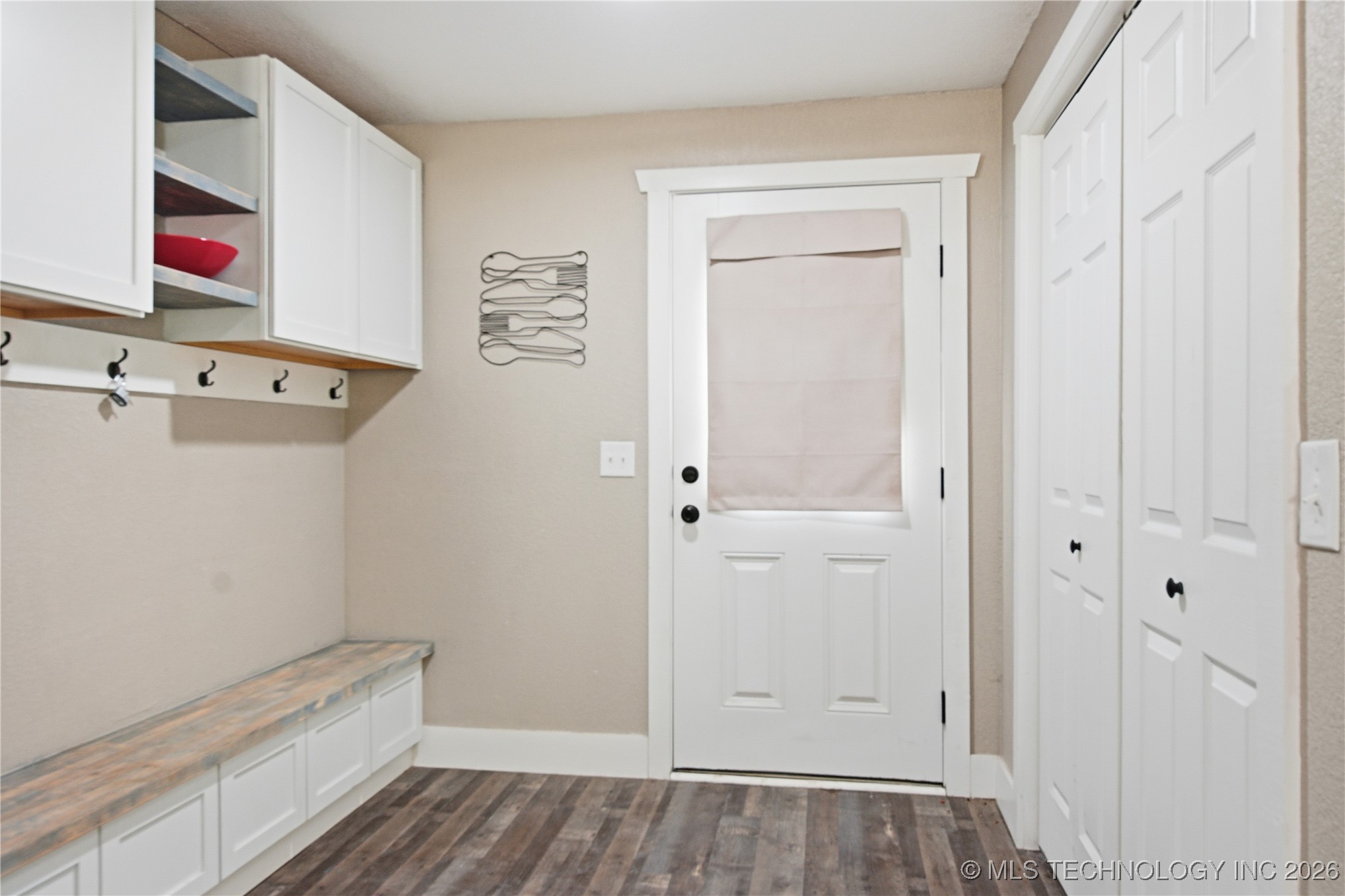 68 W 480 Road Property Photo 13