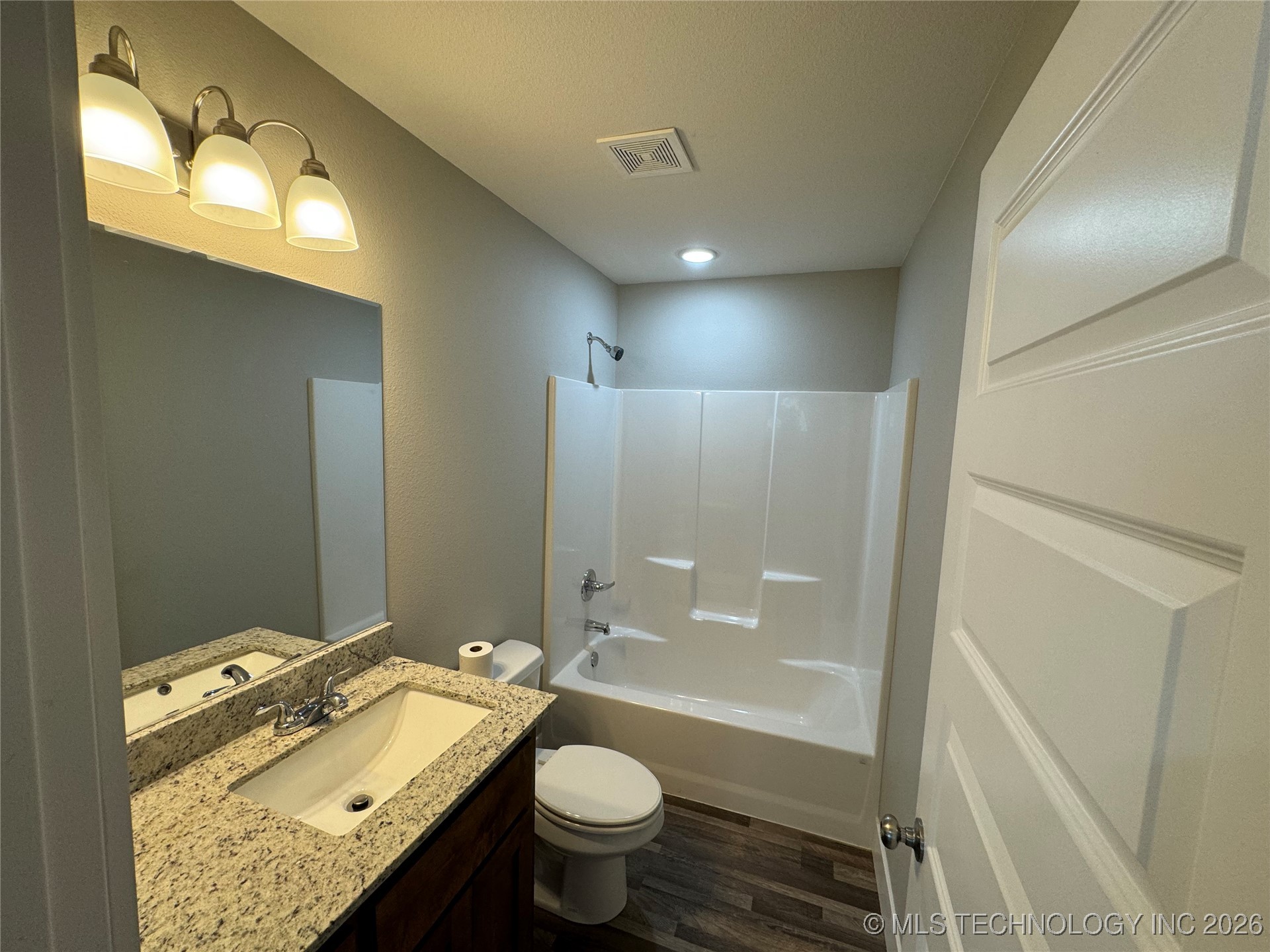 1286 Market Avenue Property Photo 12