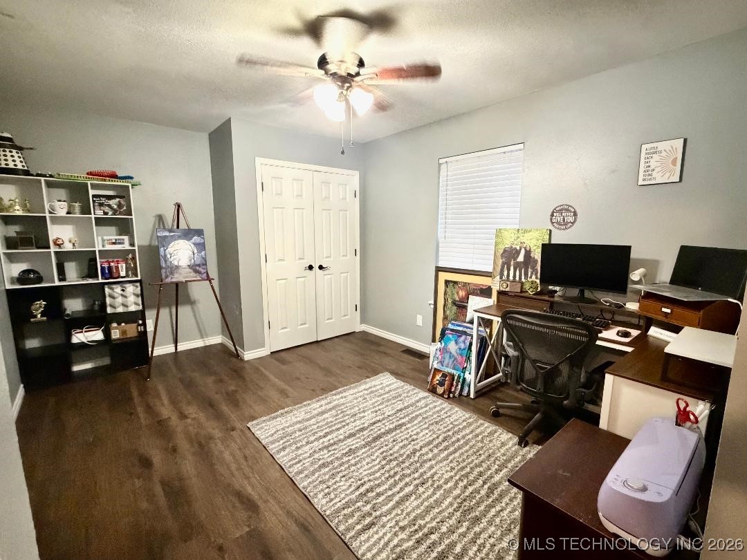 21609 E 32nd Place S Property Photo 6