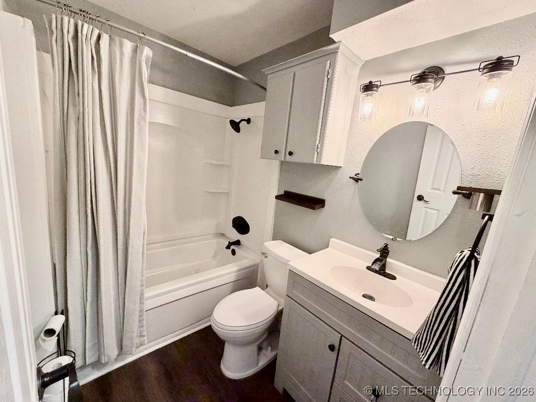 21609 E 32nd Place S Property Photo 7