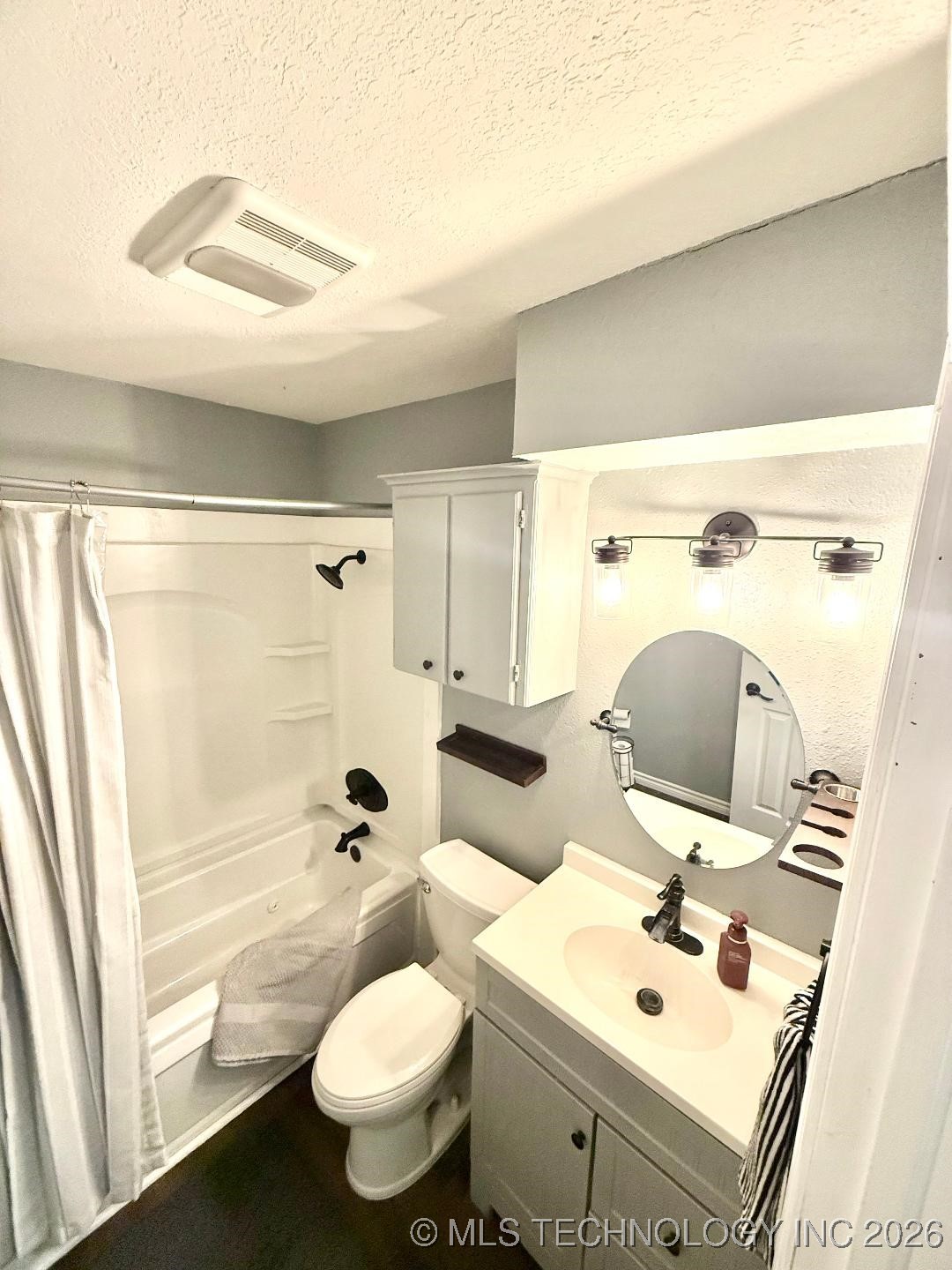 21609 E 32nd Place S Property Photo 8