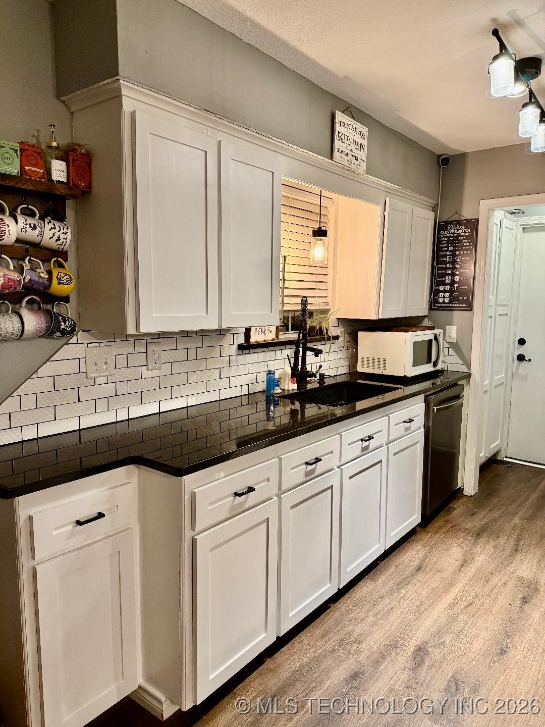 21609 E 32nd Place S Property Photo 12