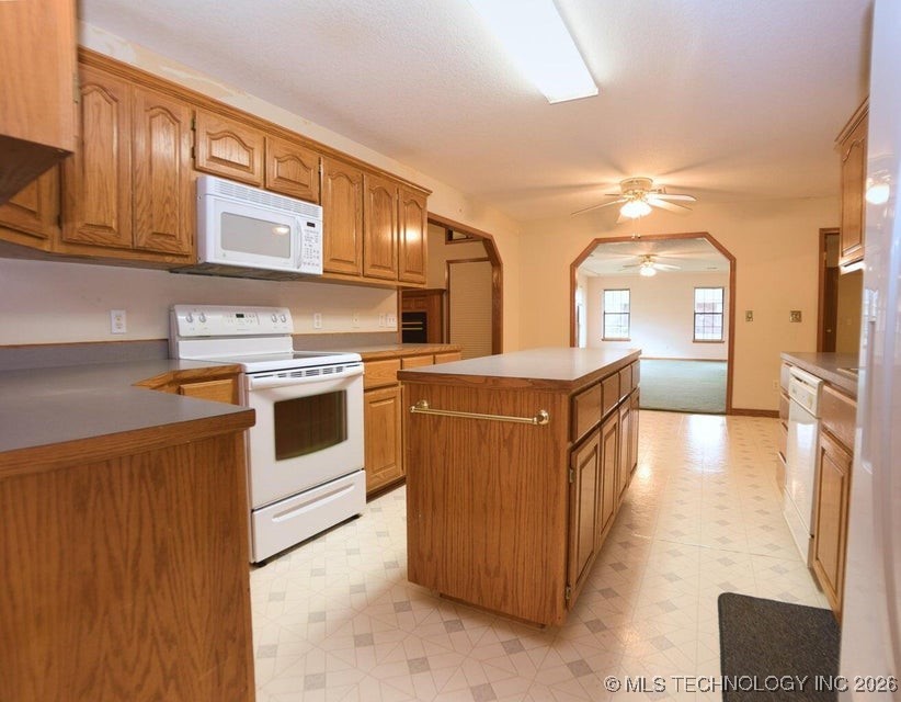 1119 Rolling Oaks Road Property Photo 14