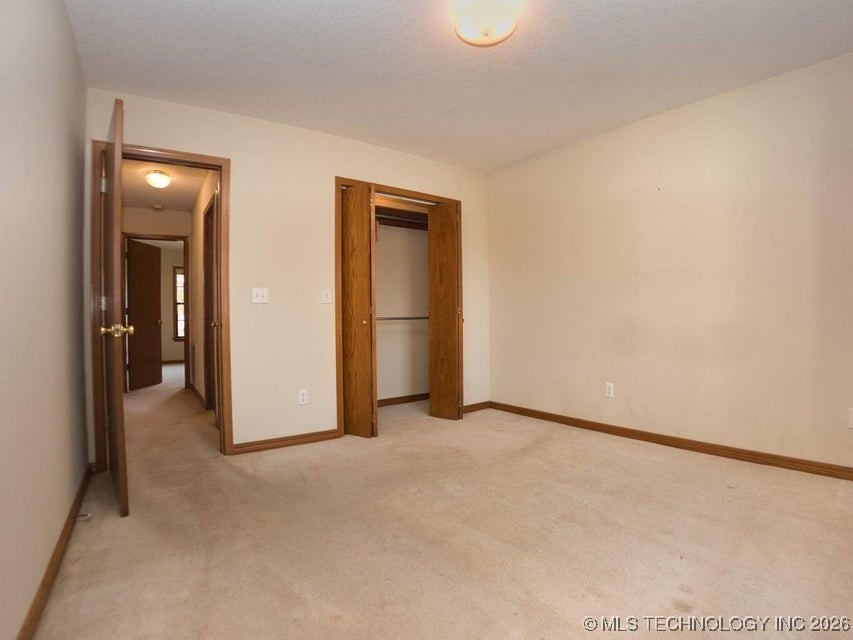 1119 Rolling Oaks Road Property Photo 28