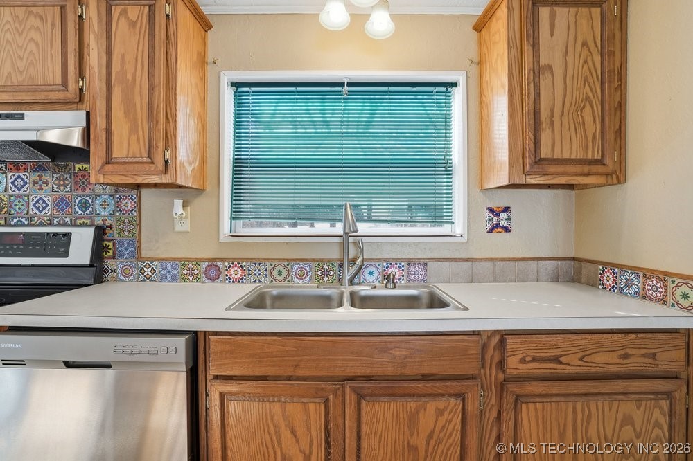 13706 Peabody Drive Property Photo 29