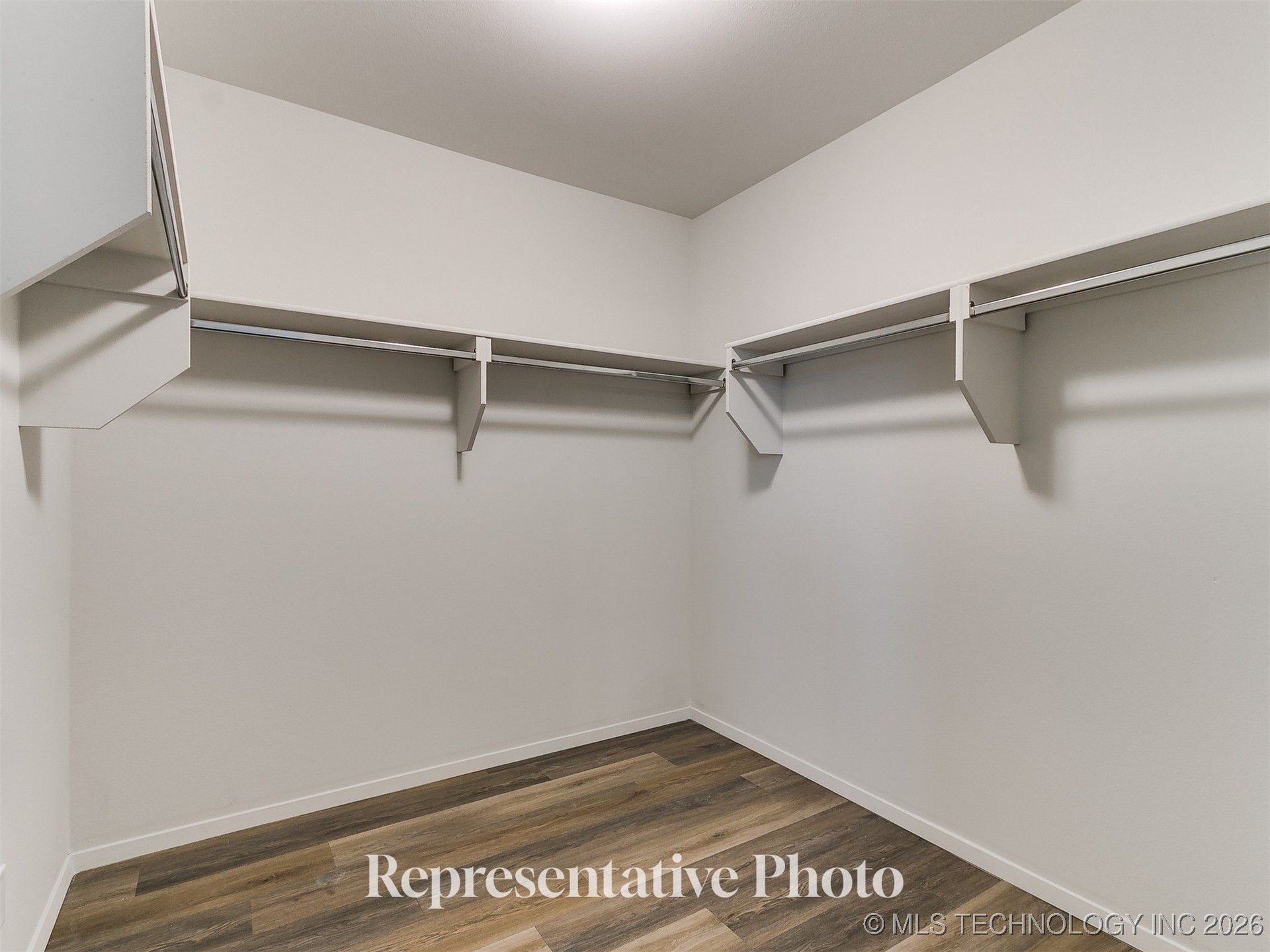 3814 W Laredo Street Property Photo 13