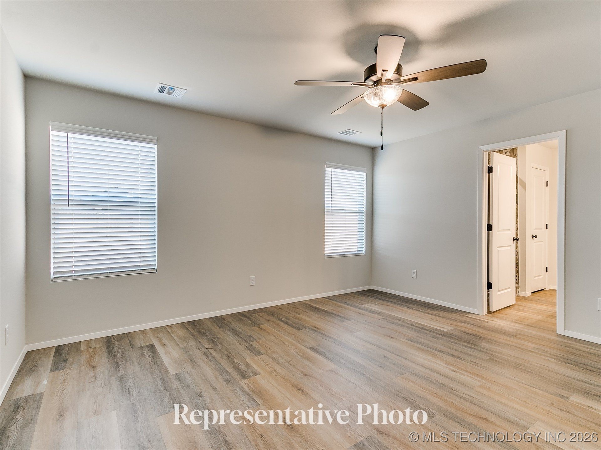 3814 W Laredo Street Property Photo 20