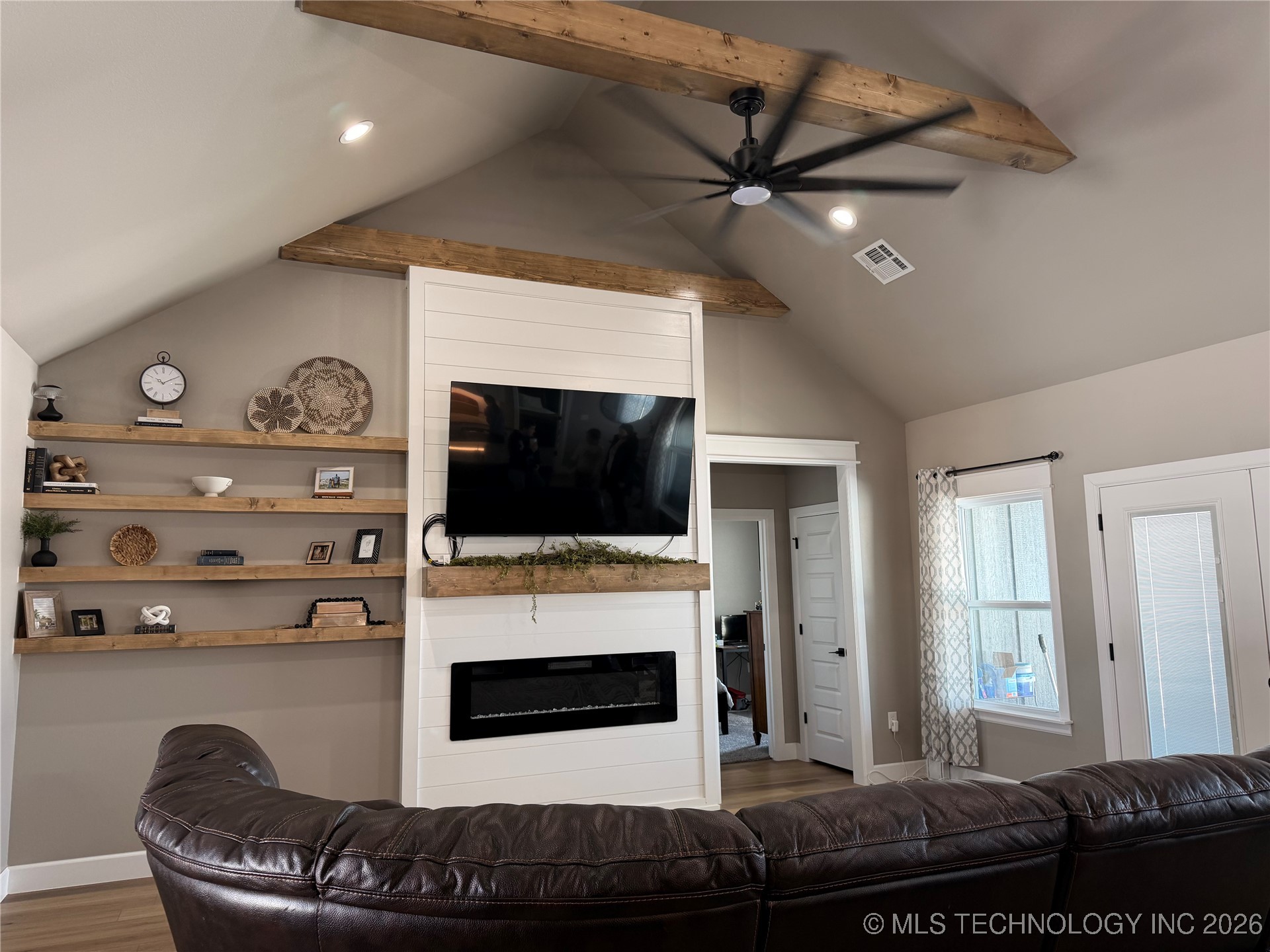 8201 S 13th Street East Property Photo 4