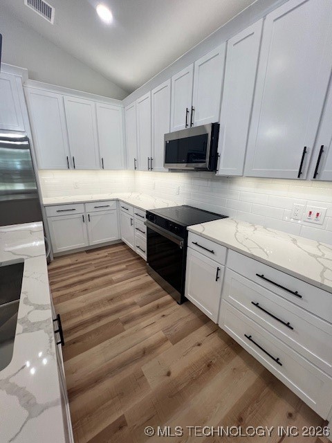 29 Circle Drive Property Photo 6