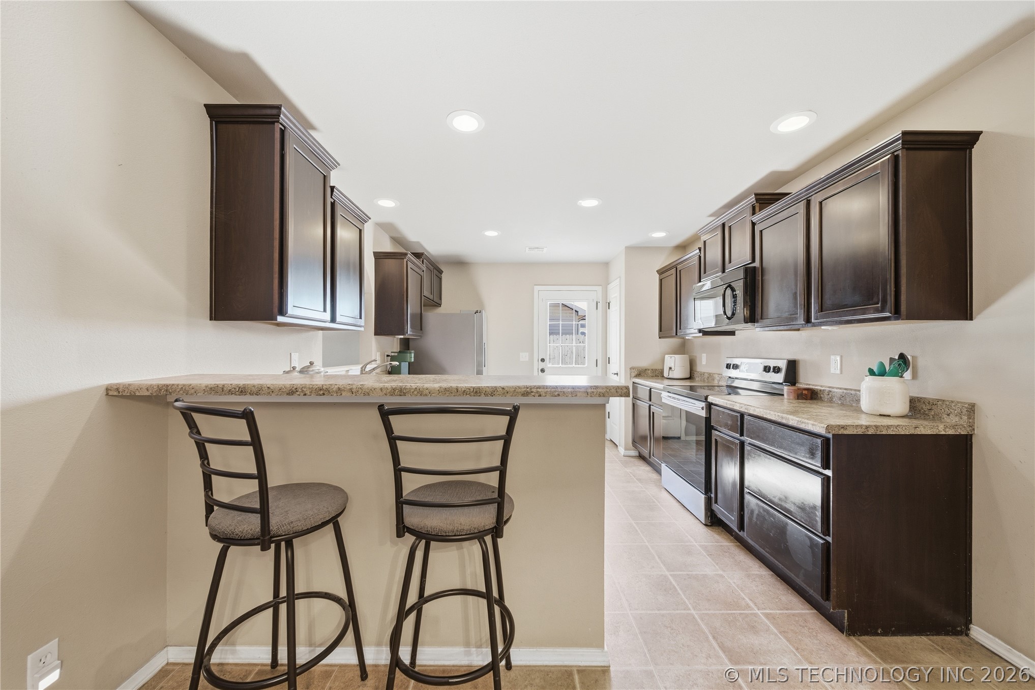 8662 S 262nd East Avenue Property Photo 13