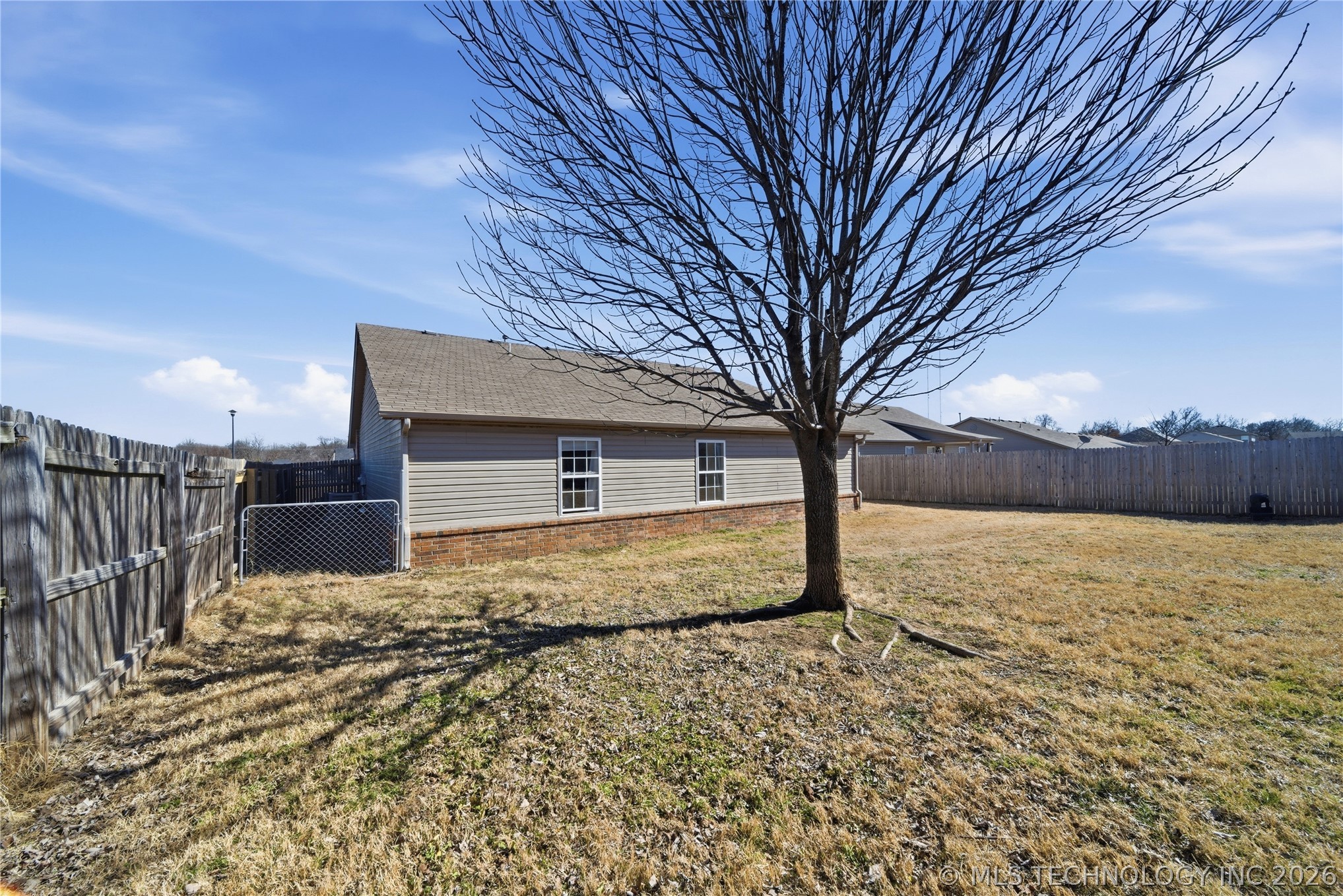 8662 S 262nd East Avenue Property Photo 28